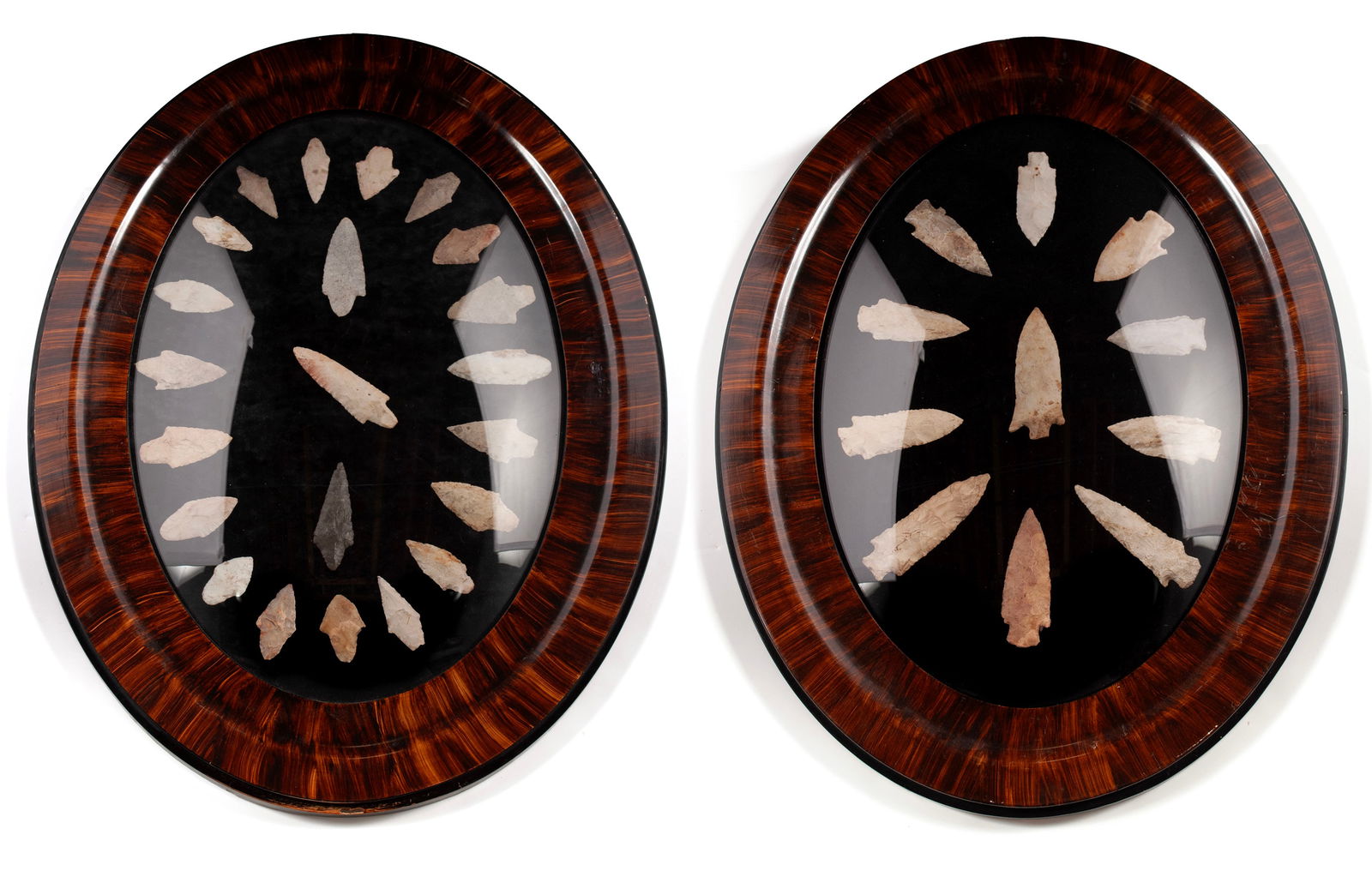 COLLECTION OF POINTS AND ARROWHEADS IN TWO OVAL FRAMES (1 of 5)
