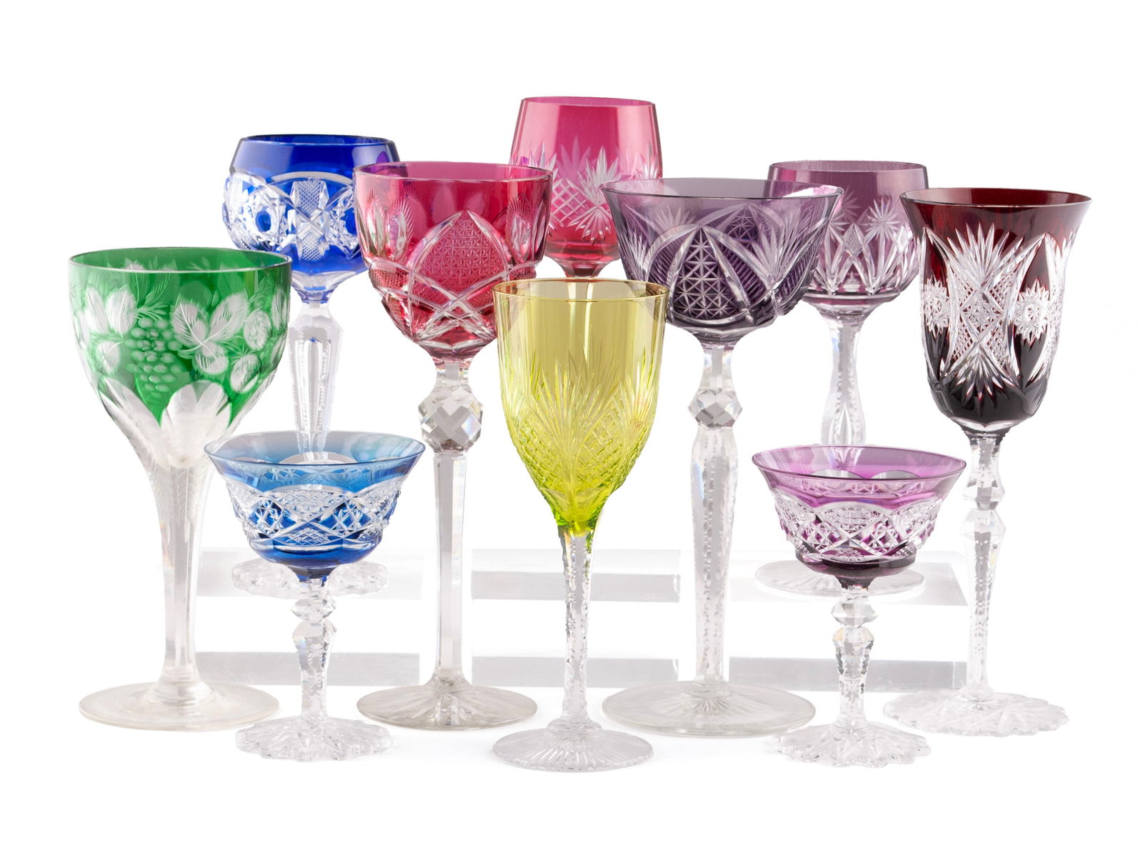 COLLECTION OF CUT TO CLEAR STEMWARE (24): COLLECTION OF CUT TO CLEAR STEMWARE (24)Continental, 20th century. Twenty-four (24) pieces total, including Val Saint Lambert, Karl Palda. Tall champagne/sherbet, water goblets, wine, cocktail. Amethy