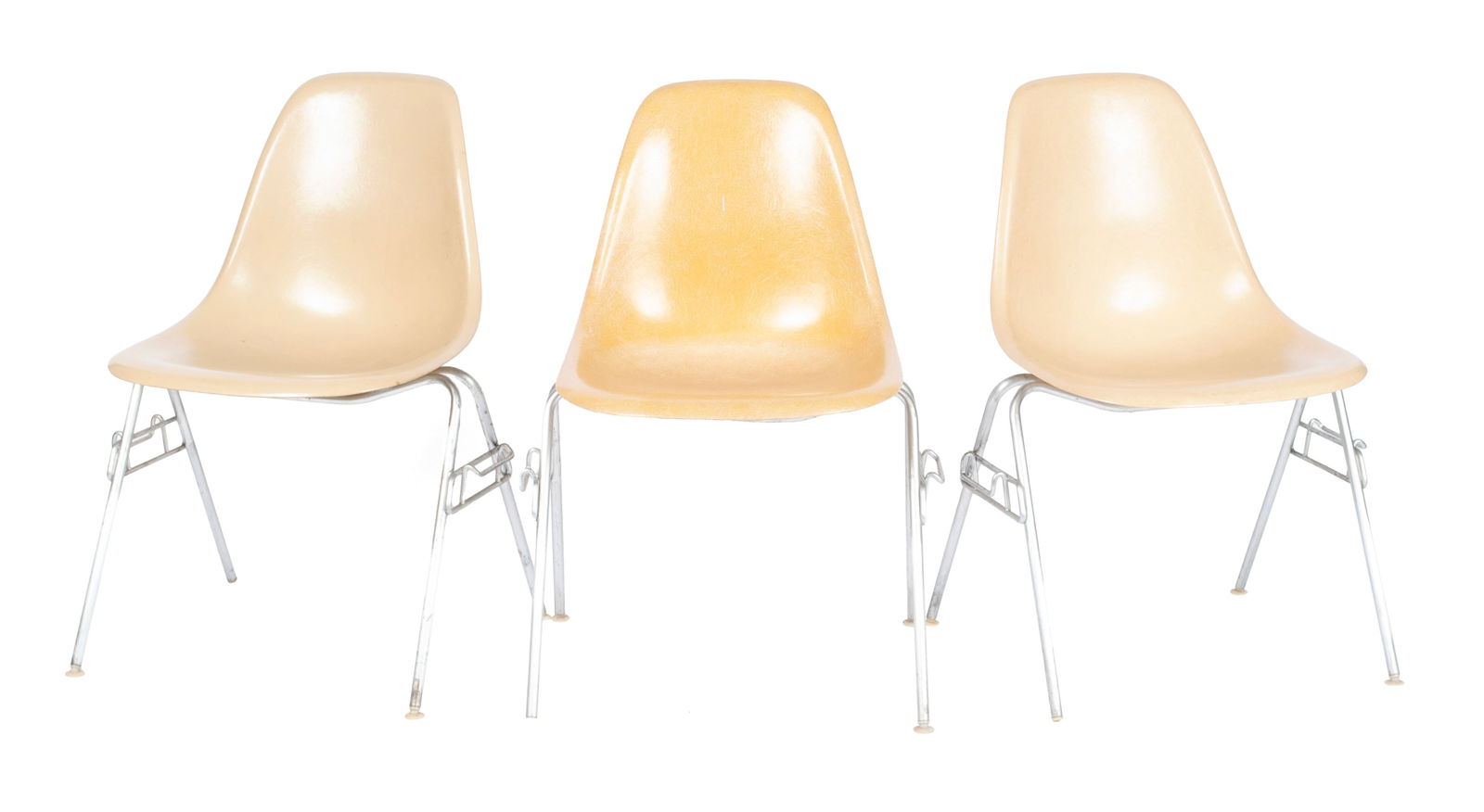THREE DSS FIBERGLASS CHAIRS BY CHARLES AND RAY EAMES FOR HERMAN MILLER FROM THE ESTATE OF ROCYE G. (1 of 9)