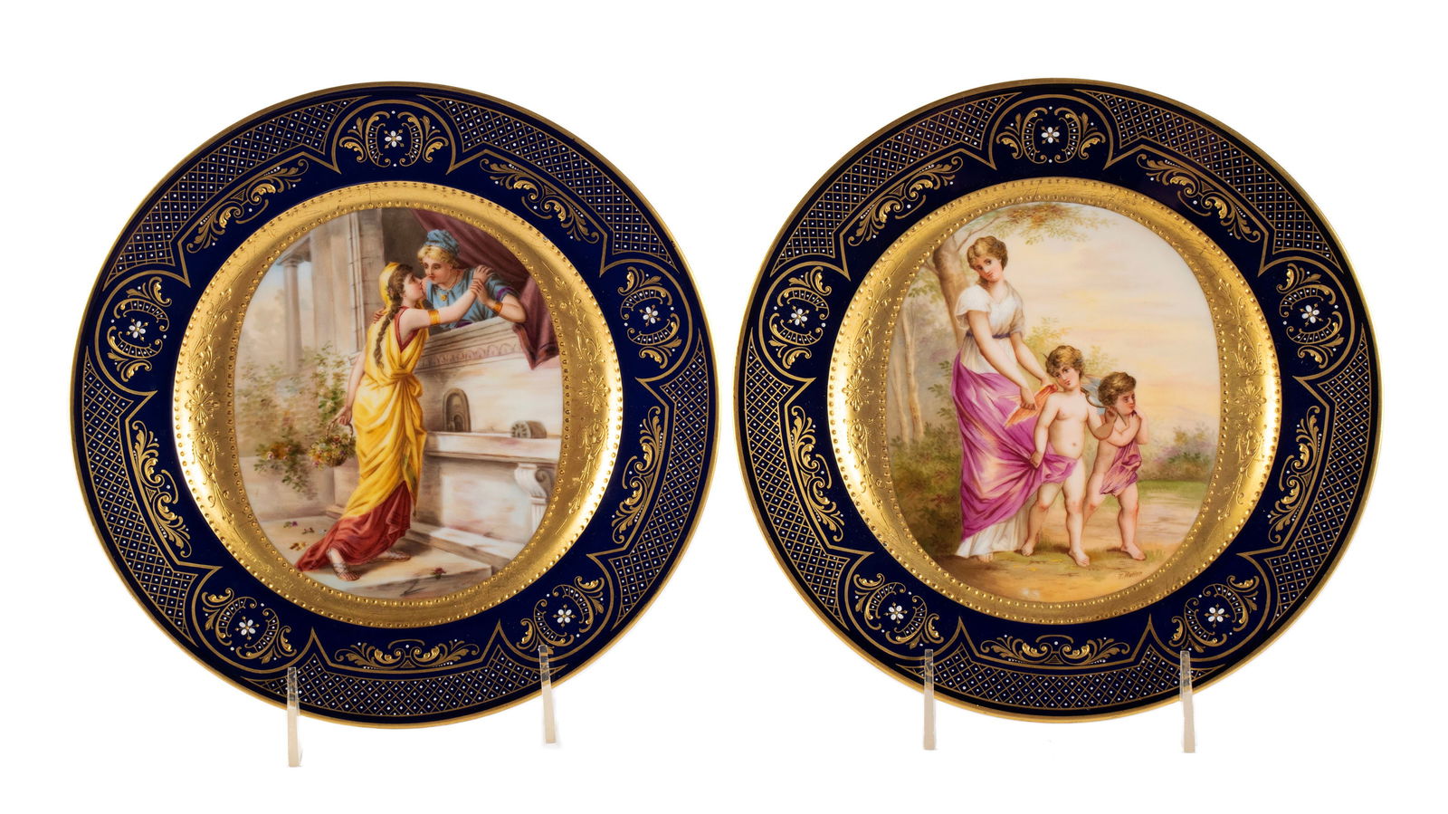PAIR OF ROYAL VIENNA PLATES (1 of 14)