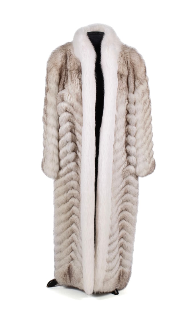 VINTAGE FULL LENGTH BLUE FOX FUR COAT (1 of 12)