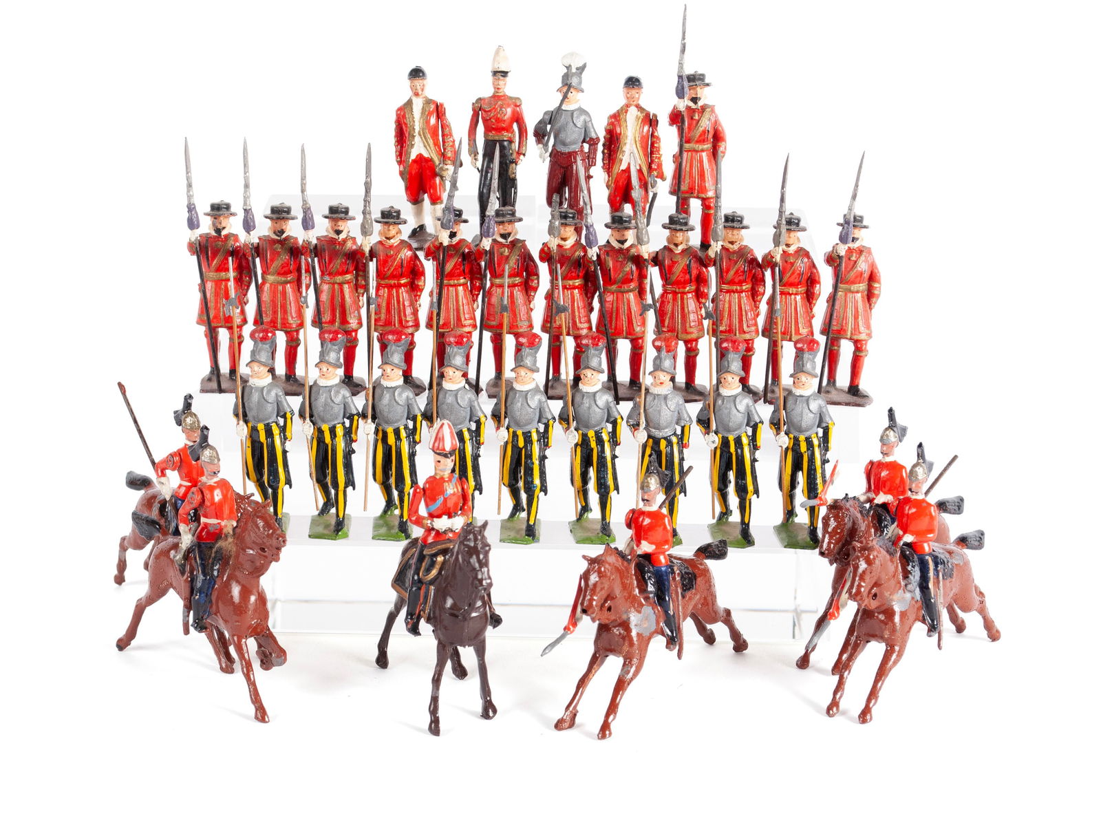 COLLECTION OF BRITAINS LEAD TOY FIGURES (1 of 6)