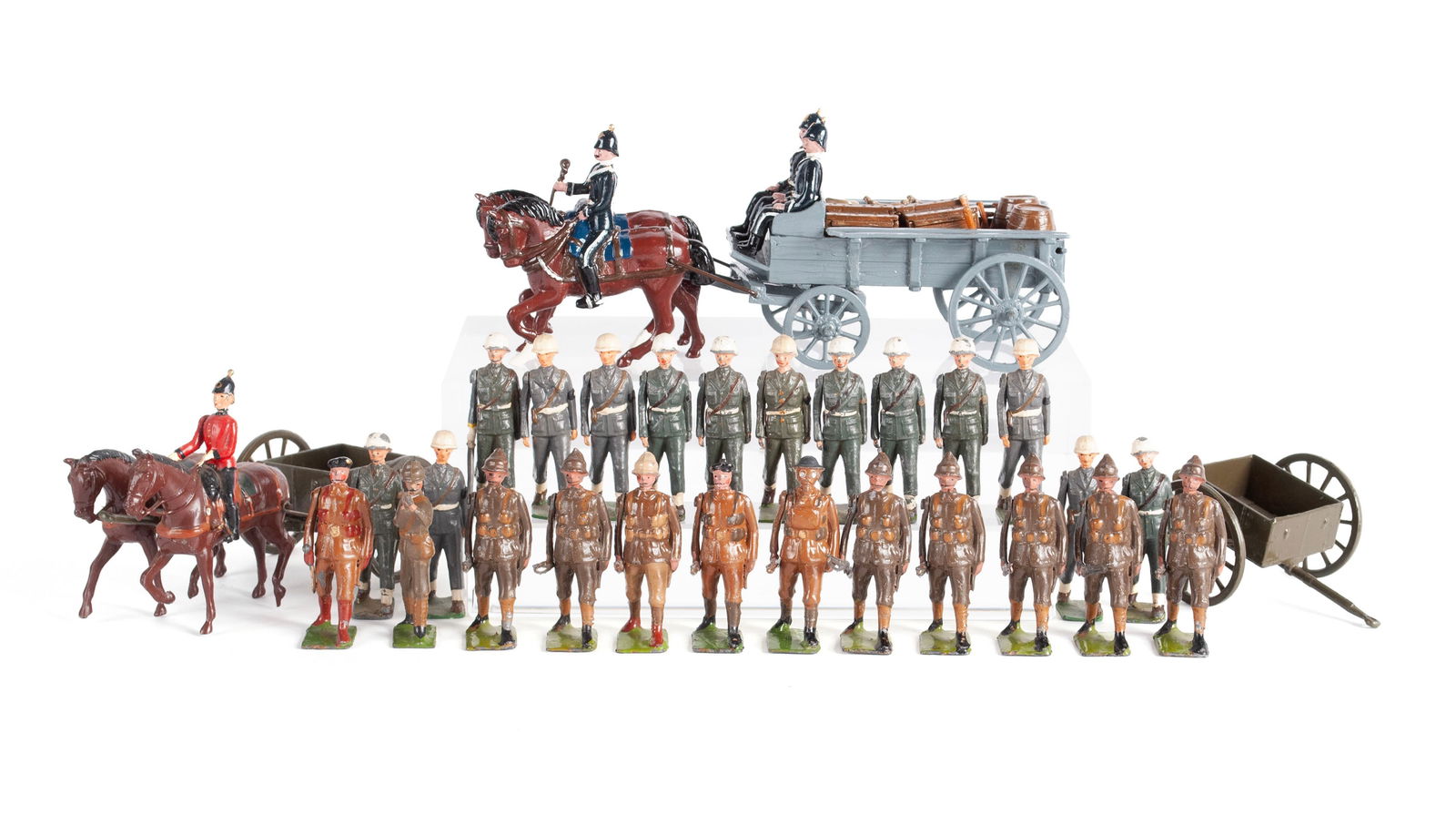 COLLECTION OF BRITAINS LEAD TOY MILITARY FIGURES (1 of 10)