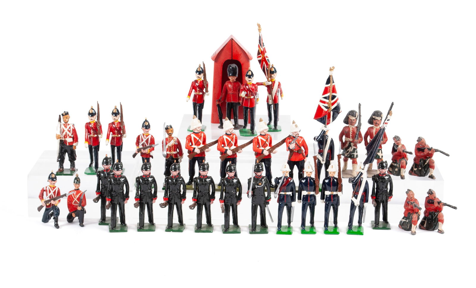 COLLECTION OF ASSORTED LEAD TOY SOLDIERS (1 of 9)