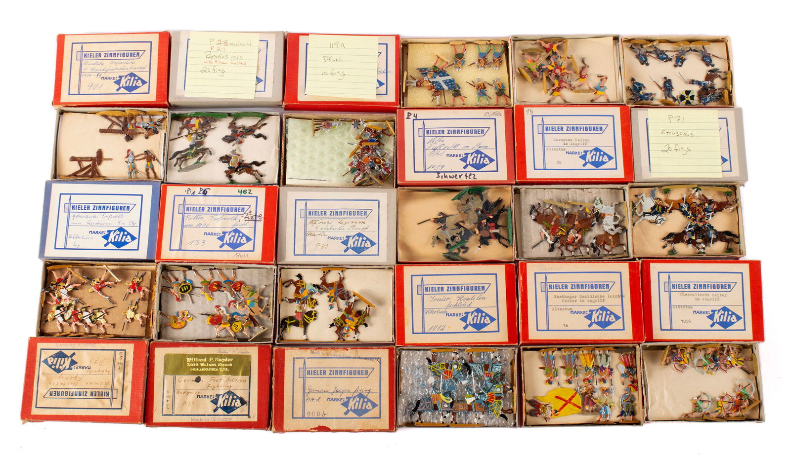 COLLECTION OF HAND PAINTED KILIA TOY SOLDIERS (1 of 6)