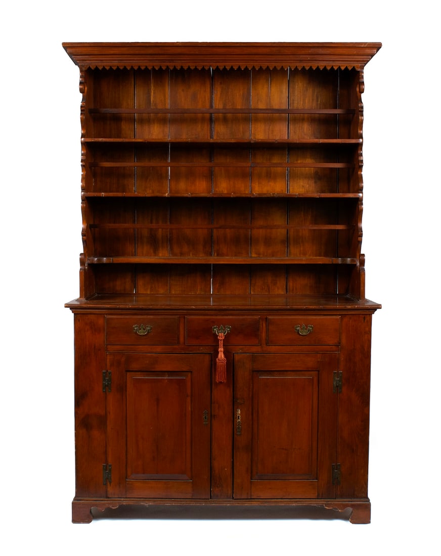 DISPLAY CUPBOARD (1 of 13)