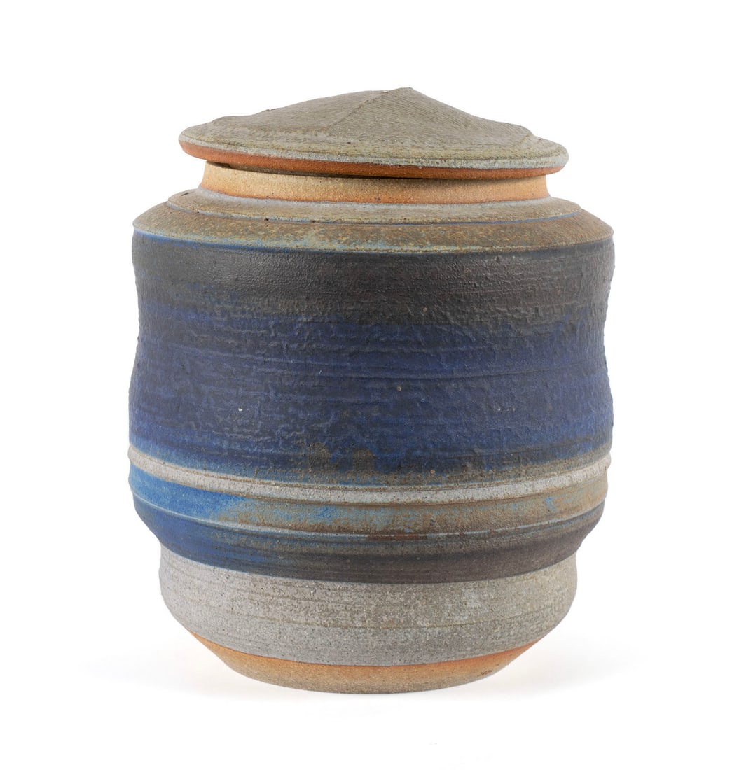 KAREN KARNES (AMERICAN, 1925-2016) LIDDED EARTHENWARE JAR (1 of 8)