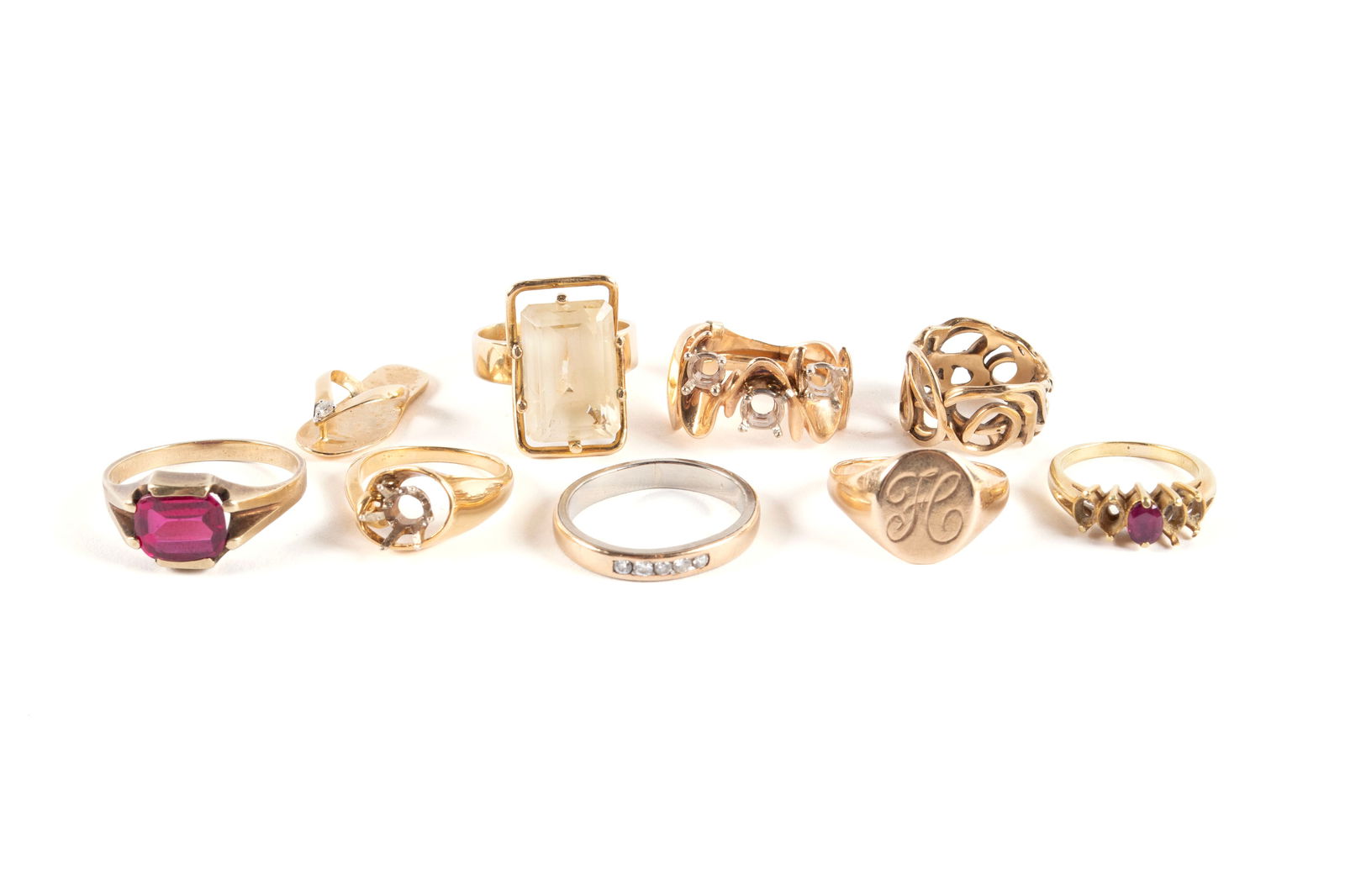 MISCELLANEOUS YELLOW GOLD RINGS (1 of 11)