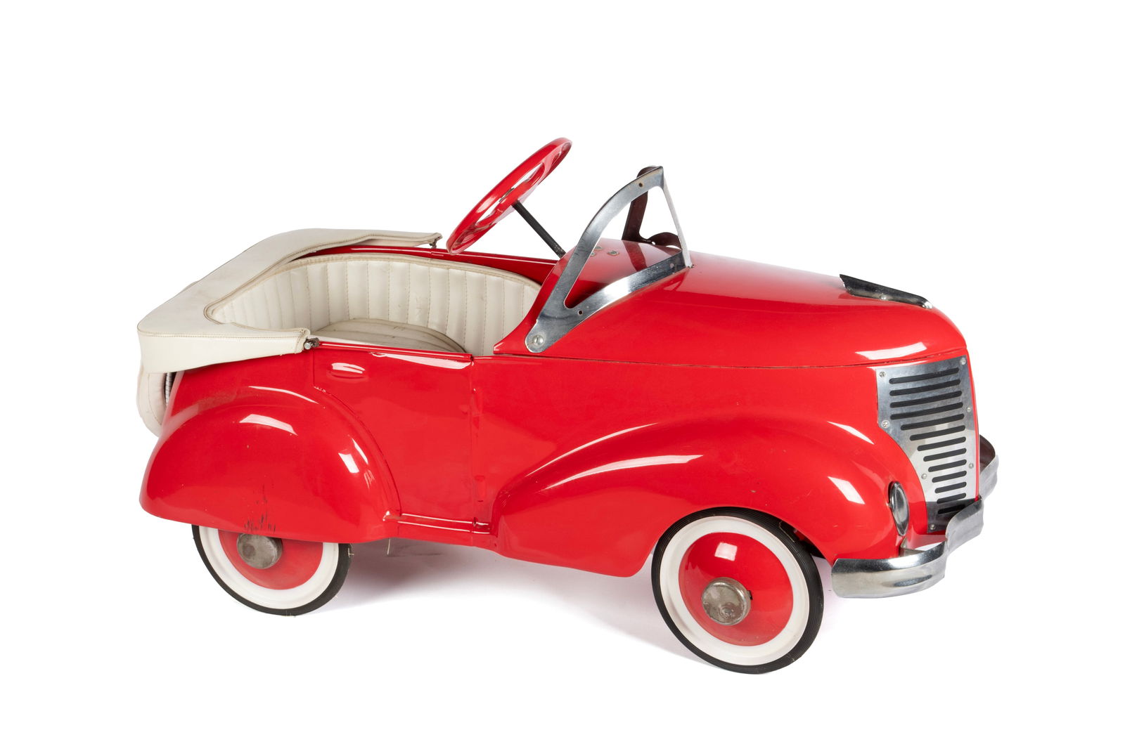 GENDRON PEDAL CAR (1 of 8)