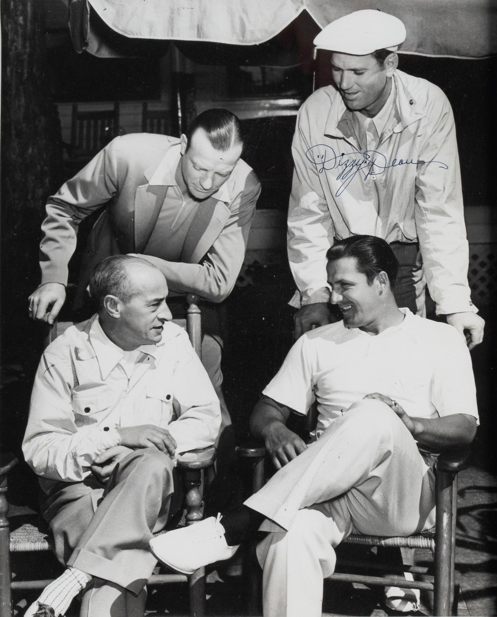 DIZZY DEAN SIGNED PHOTOGRAPH (1 of 5)