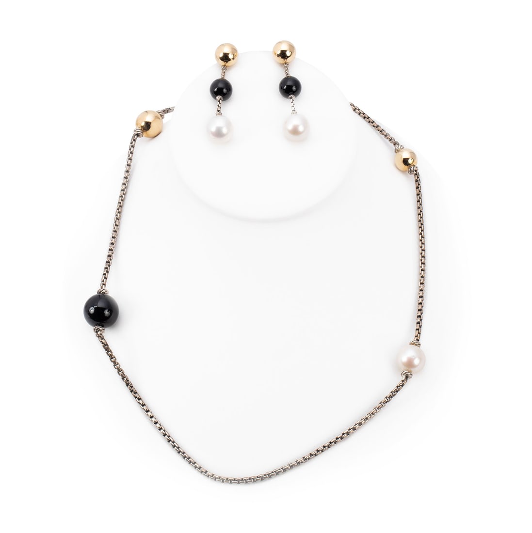 DAVID YURMAN PEARL NECKLACE & EARRINGS: DAVID YURMAN PEARL NECKLACE & EARRINGSSterling silver chain necklace with one (1) 12mm and one (1) 10mm bonded 14k yellow gold (D.Y. 925 1/4 585) bead and one (1) 11.5mm and one (1) 11mm pearl and one