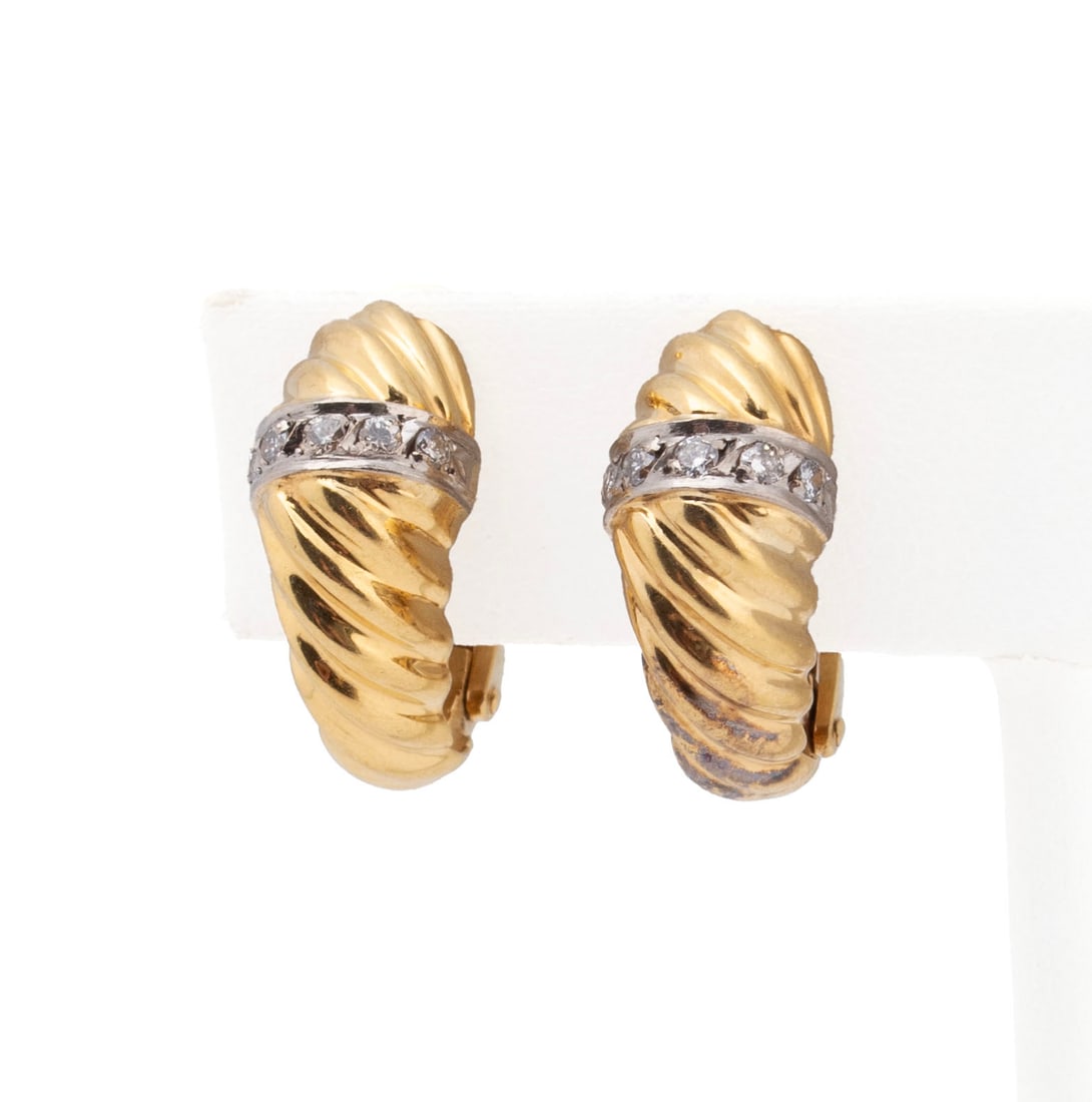 PAIR OF MARAMENOS PATERAS GOLD EARRINGS (1 of 7)