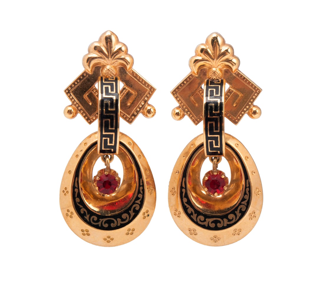 VICTORIAN STYLE GOLD DANGLE EARRINGS (1 of 5)