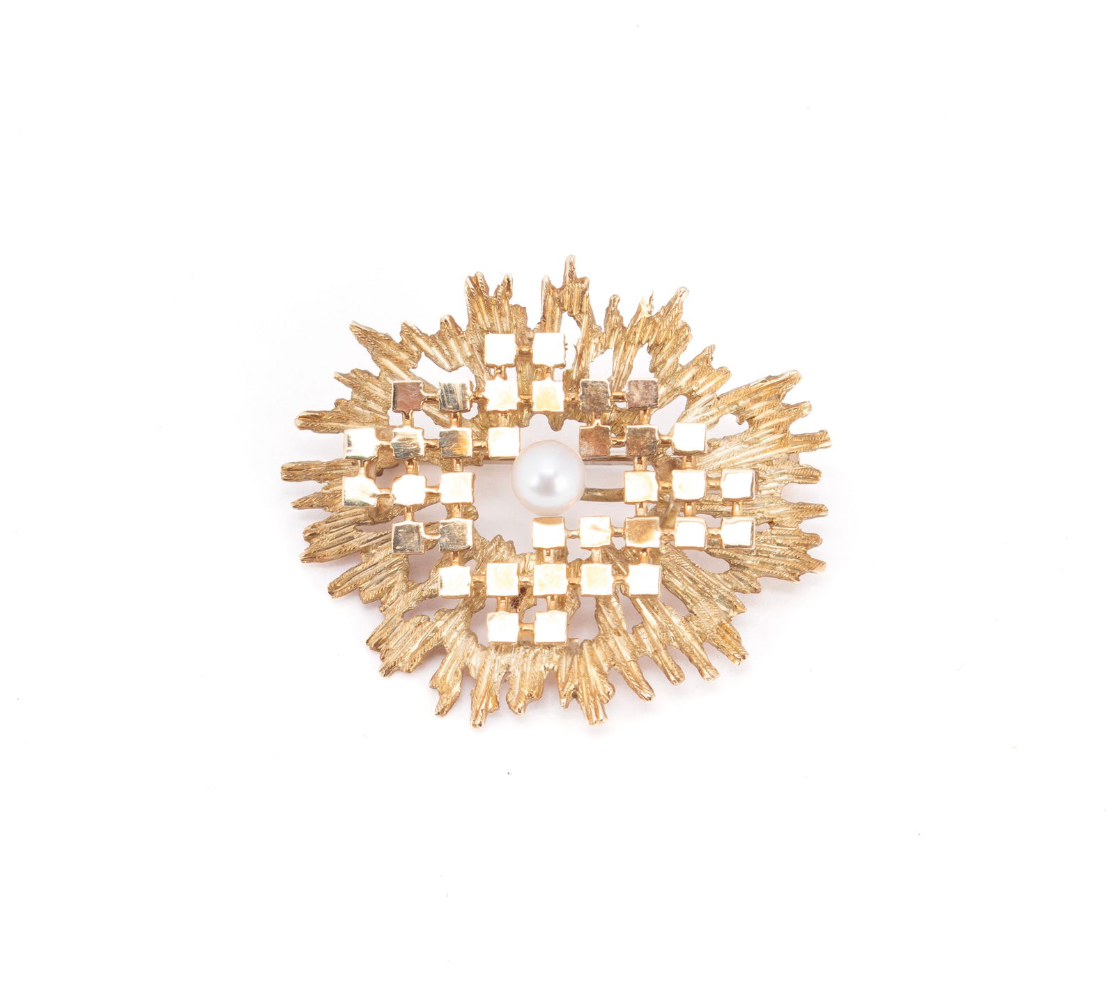 MODERNIST GOLD BROOCH WITH PEARL: MODERNIST GOLD BROOCH WITH PEARL A 14k yellow gold brooch set with one (1) pearl measuring 4.8mm. 7.2 grams