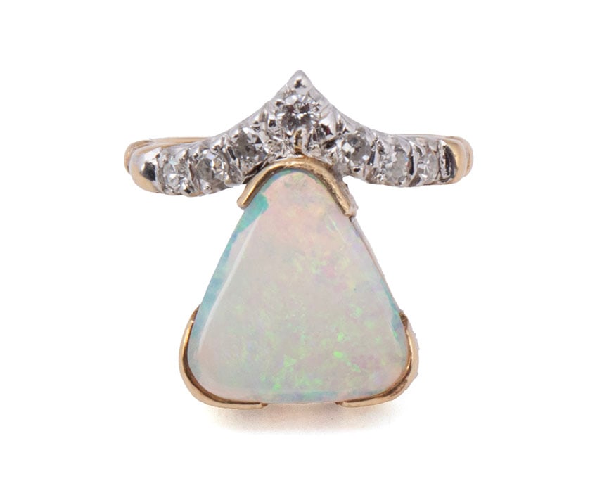 OPAL & DIAMOND GOLD RING - 5