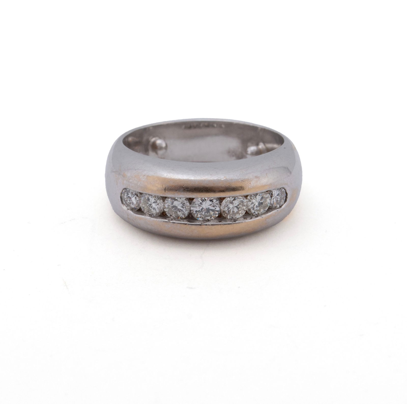 MENS WHITE GOLD DIAMOND RING (1 of 5)