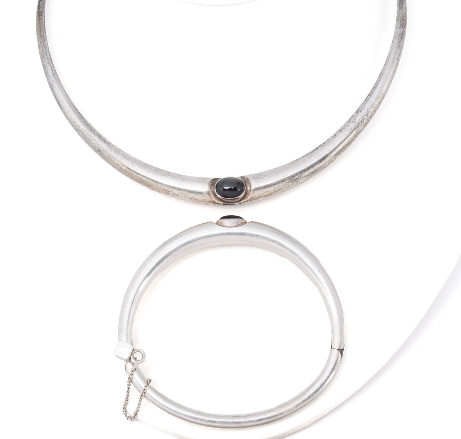 POLISH SILVER NECKLACE AND BRACELET SET (1 of 9)