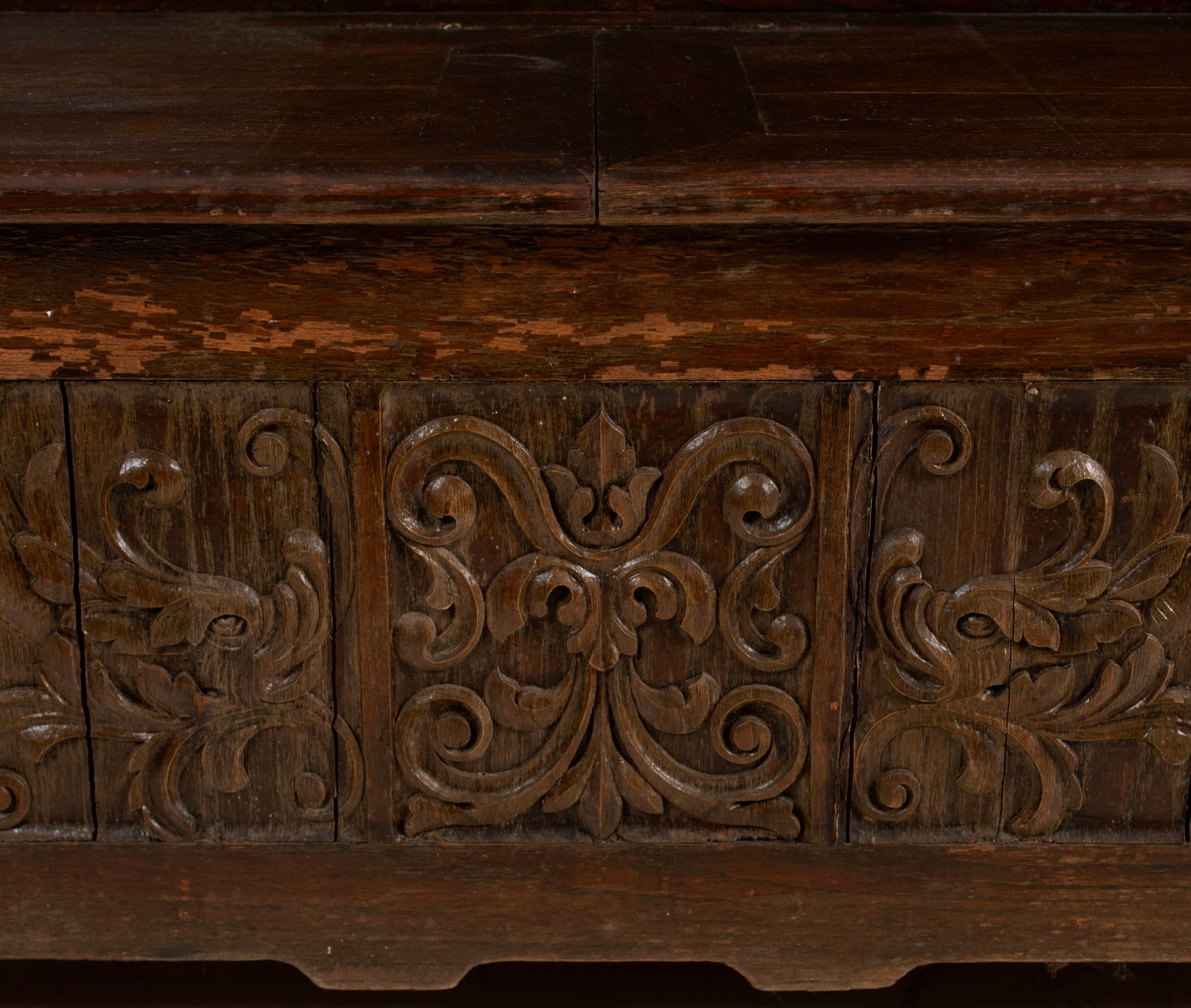 HIDE-A-WAY OAK BENCH - 4