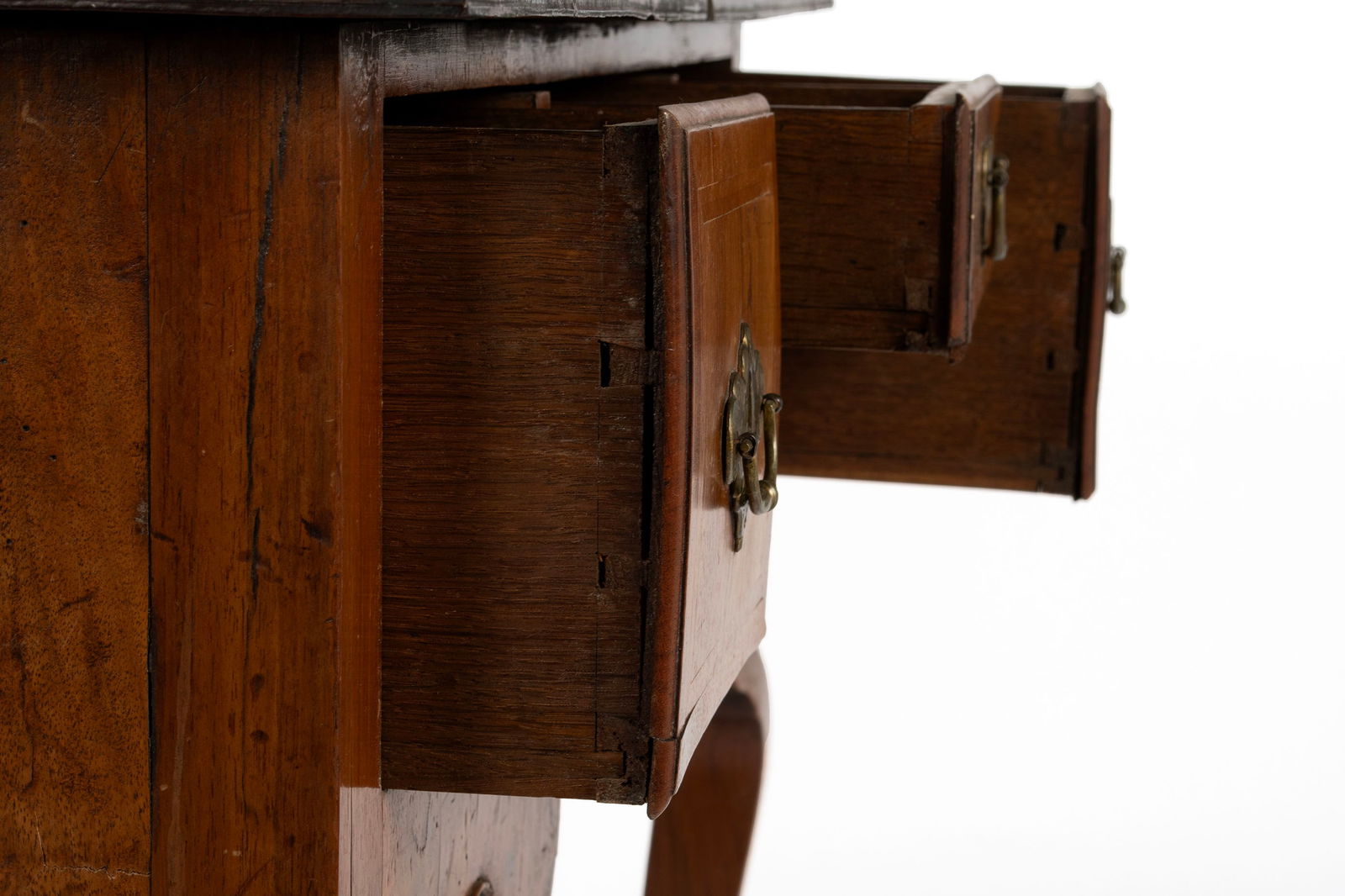 QUEEN ANNE LOWBOY - 12