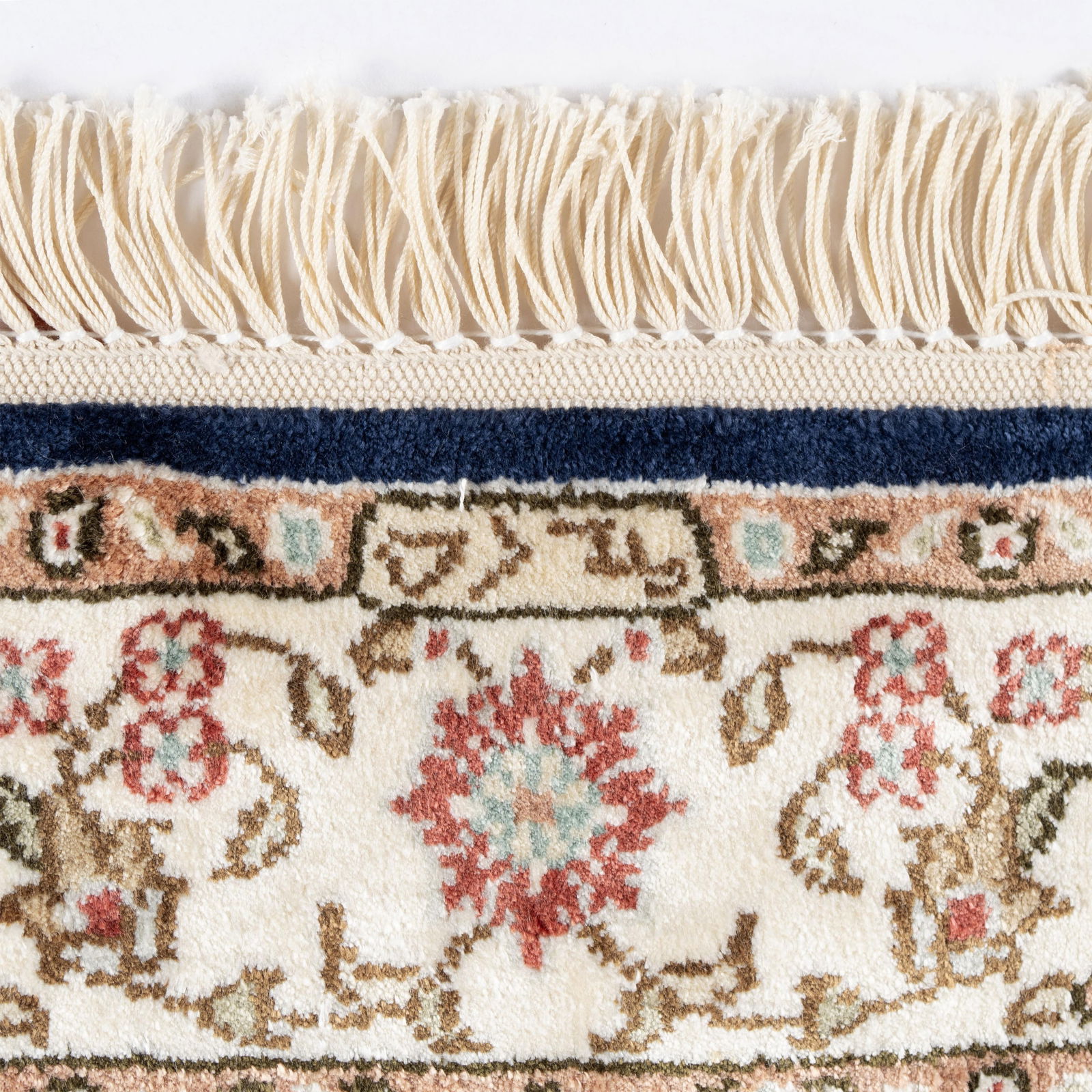 HEREKE SILK PRAYER RUG, SIGNED - 7