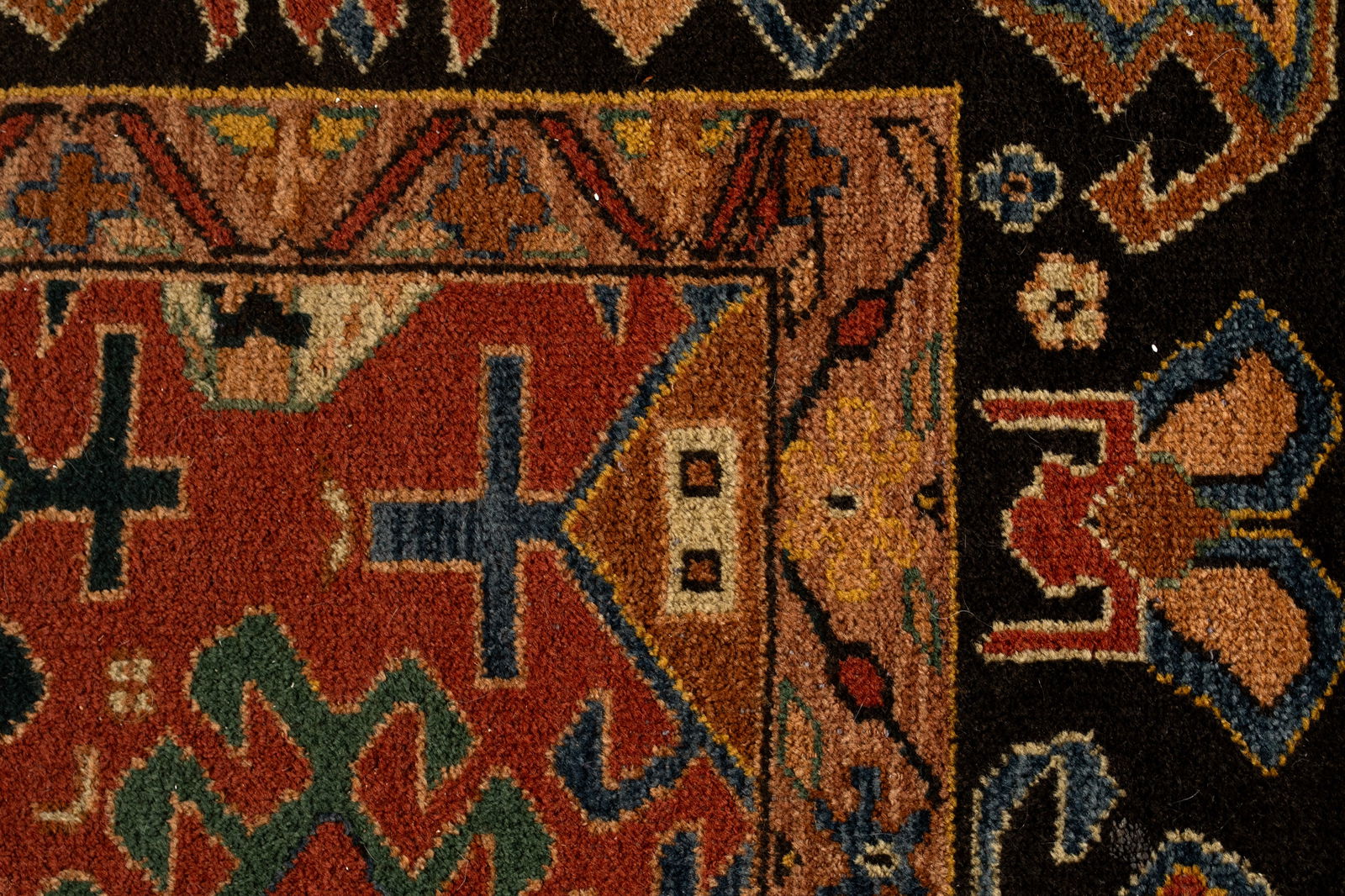 PERSIAN AREA RUG - 4