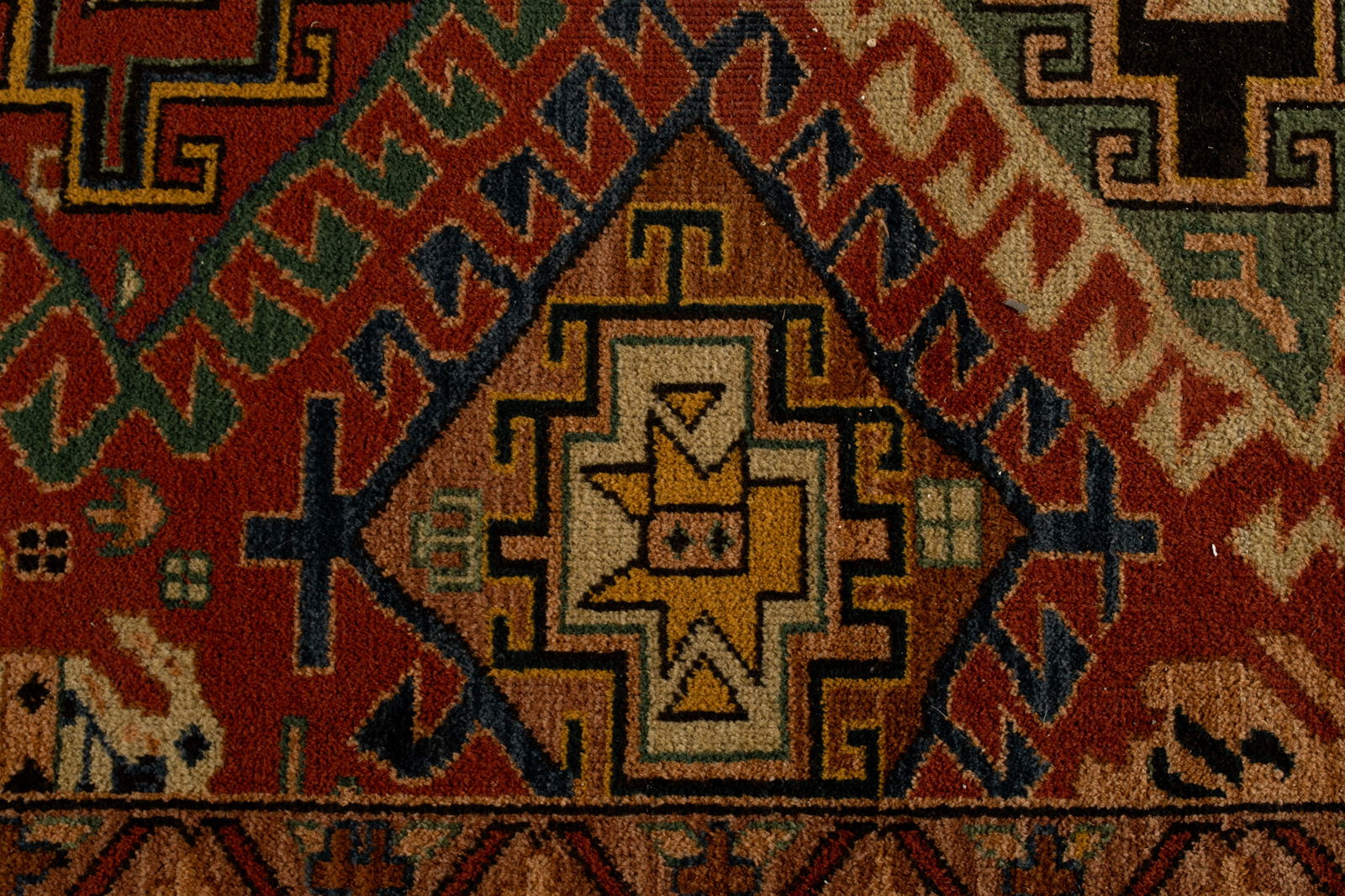 PERSIAN AREA RUG - 5