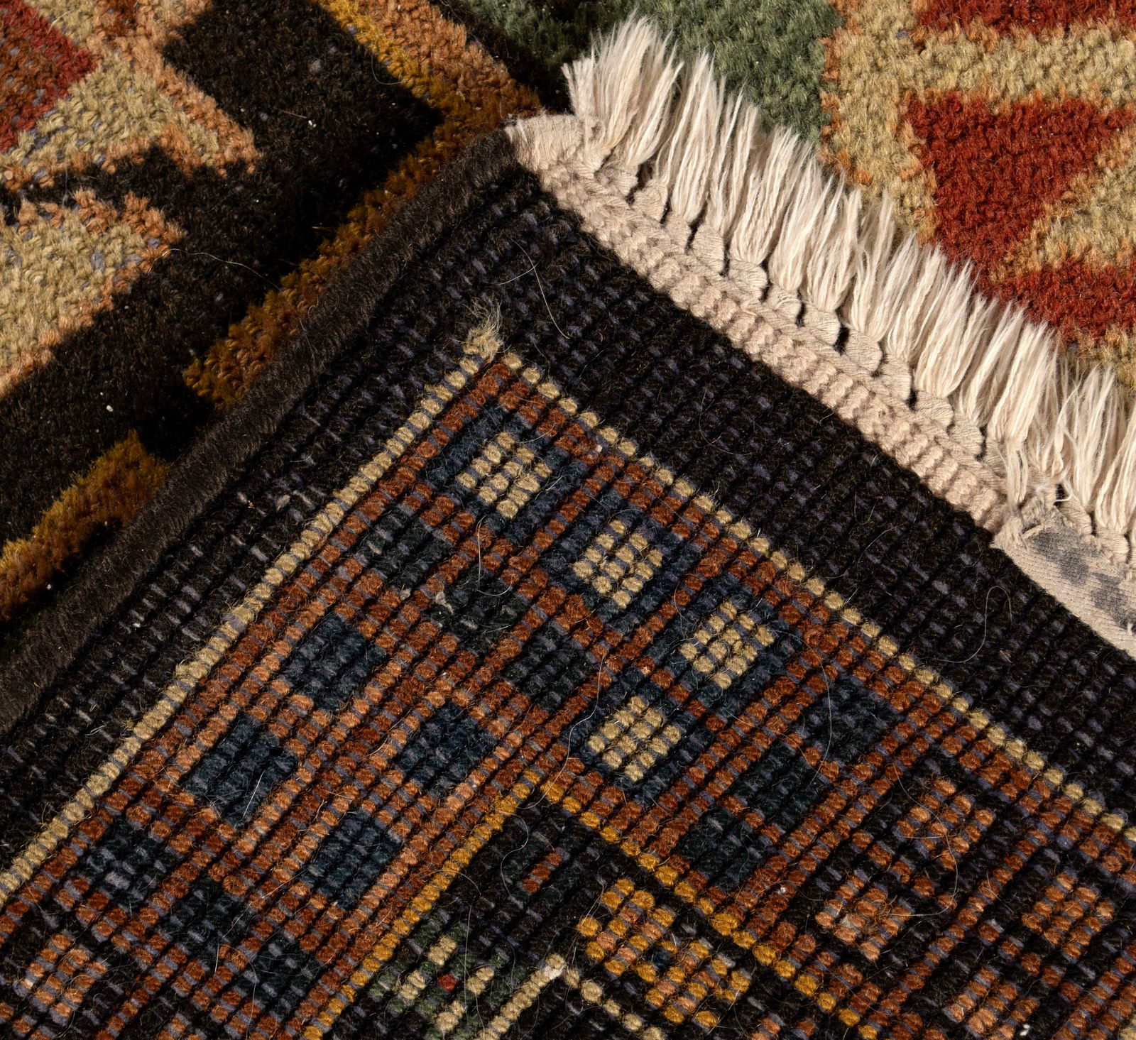 PERSIAN AREA RUG - 8