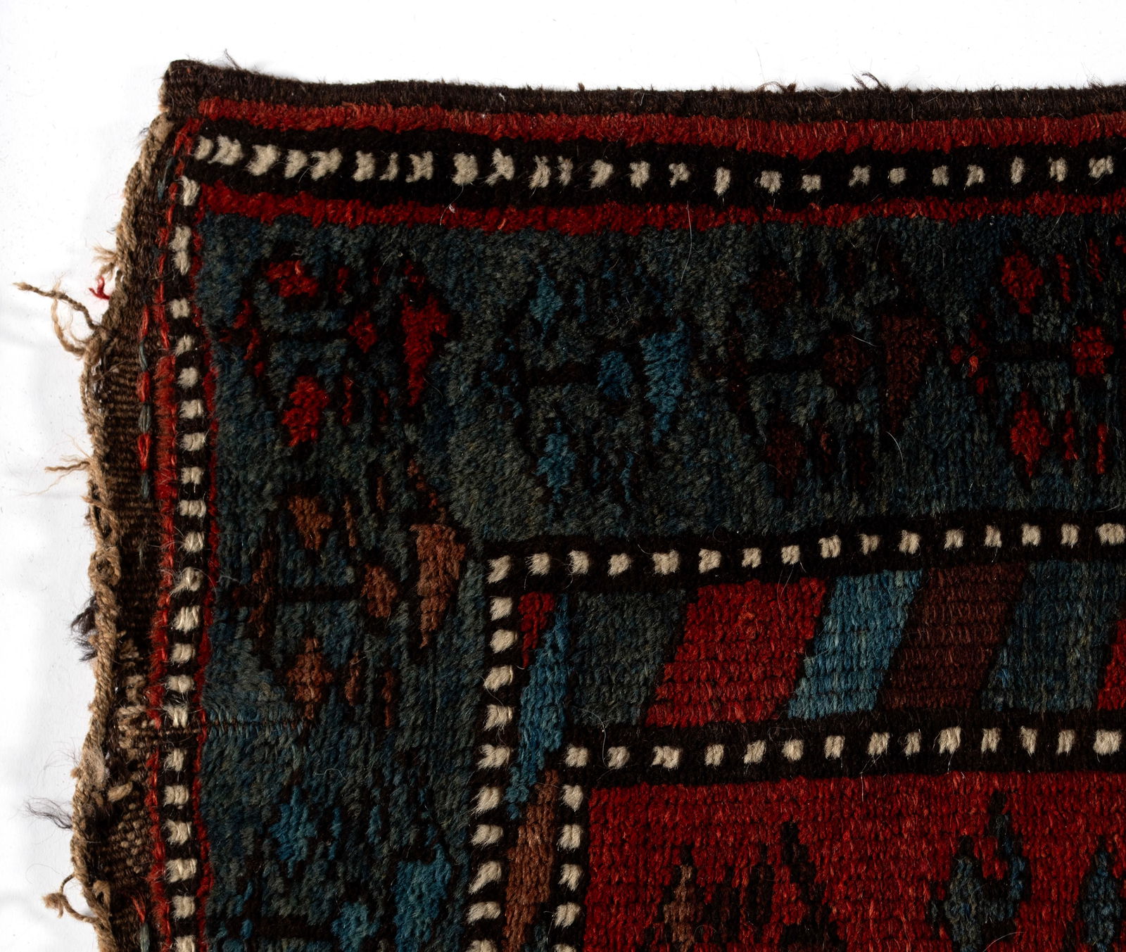 PERSIAN AREA RUG - 4