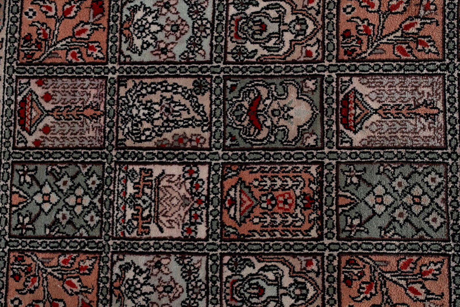 GARDEN PANEL DESIGN LONG RUG - 4