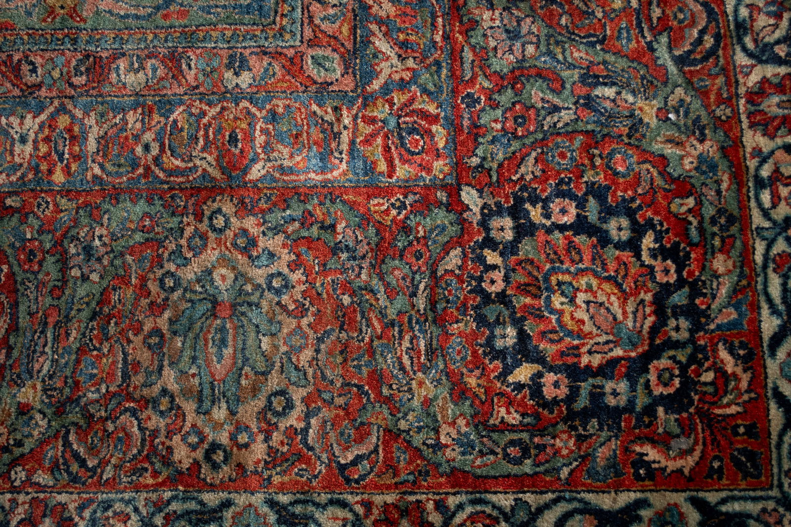 LARGE SAROUK ROOM RUG - 3