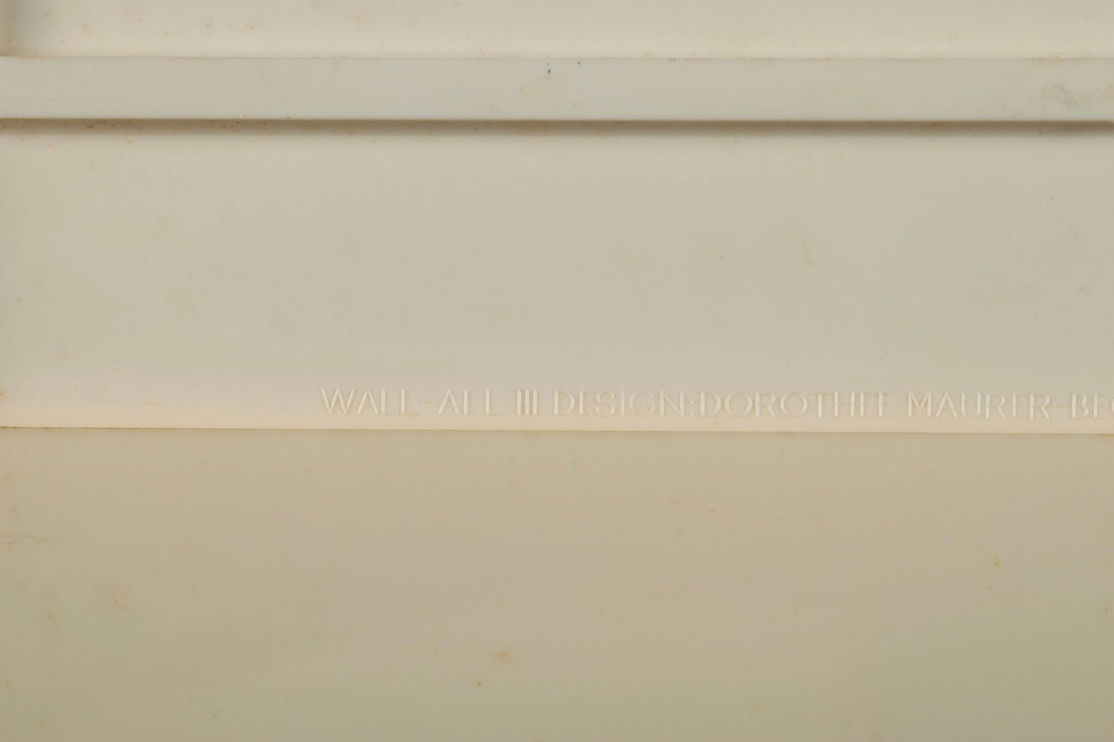 TWO 'WALL-ALL' ORGANIZERS - 11