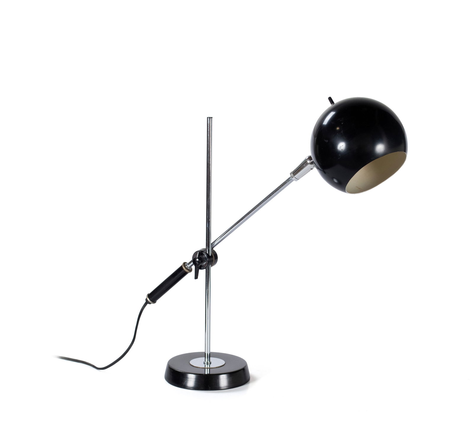 MCM ROBERT SONNEMAN EYEBALL DESKTOP LAMP: MCM ROBERT SONNEMAN EYEBALL DESKTOP LAMP Mid-20th century. Adjustable arm with telescopic standard, black eyeball shade, on a round base. At its tallest (roughly): 30 x 16 x 7 in. (76.2 x 40.6 x 17.8