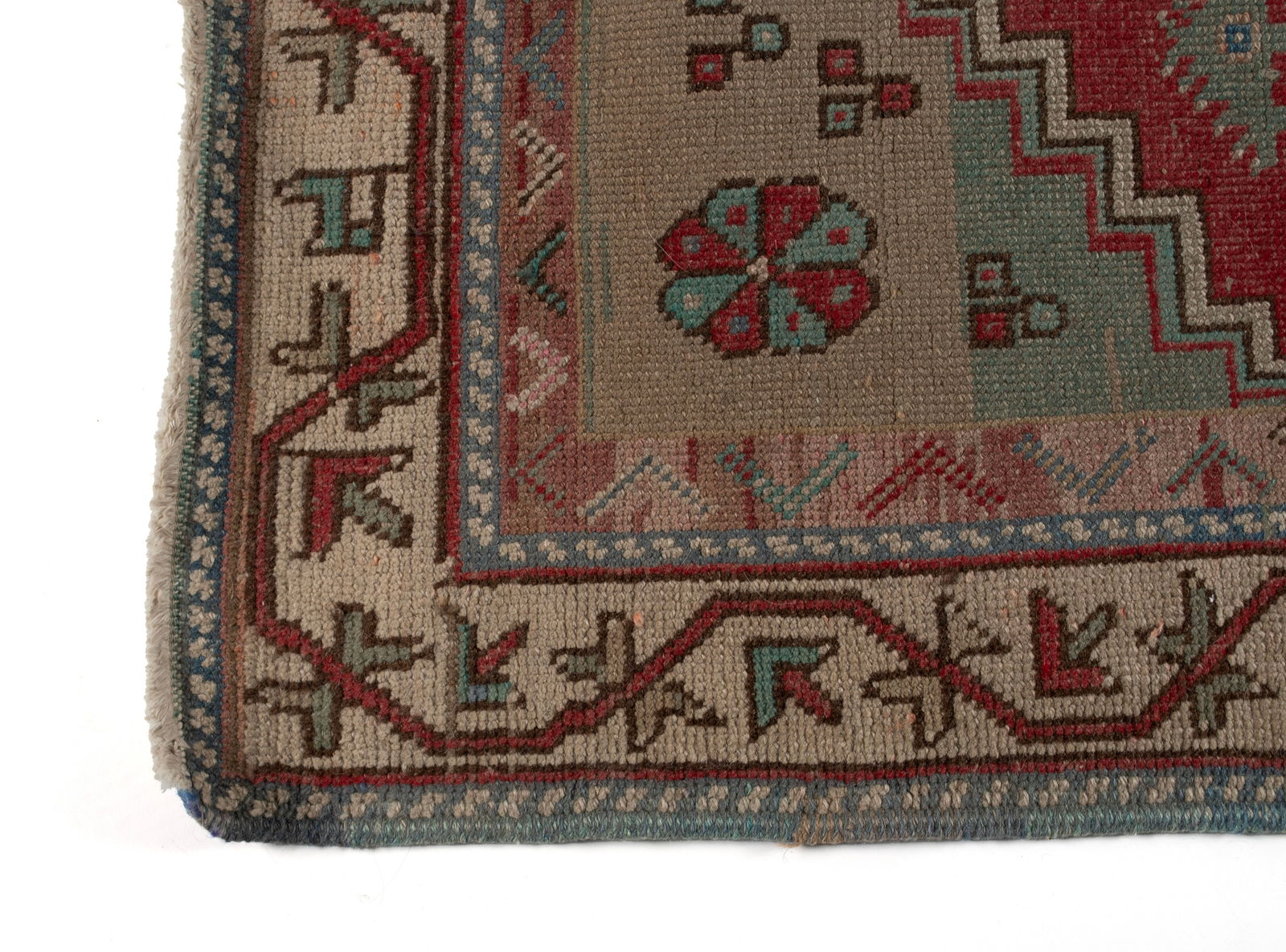 OUSHAK AREA RUG - 5
