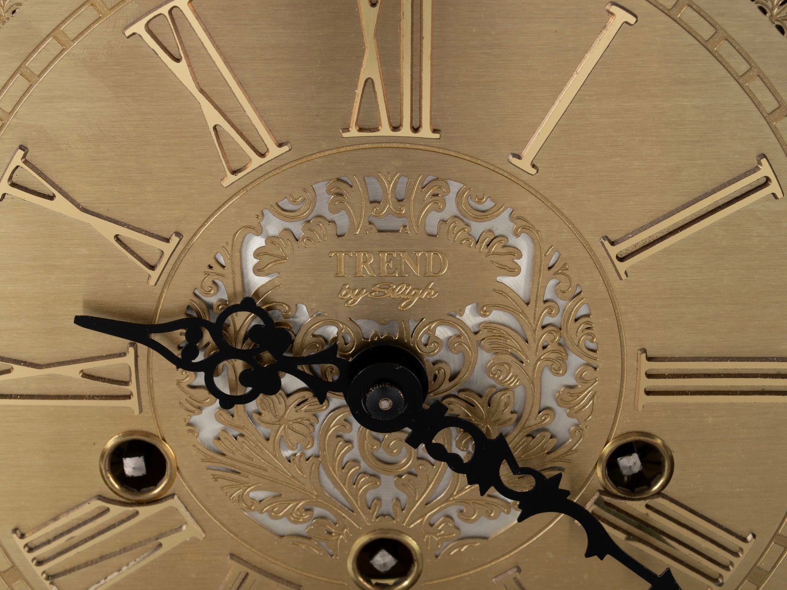 SLIGH TREND BRACKET CLOCK - 3