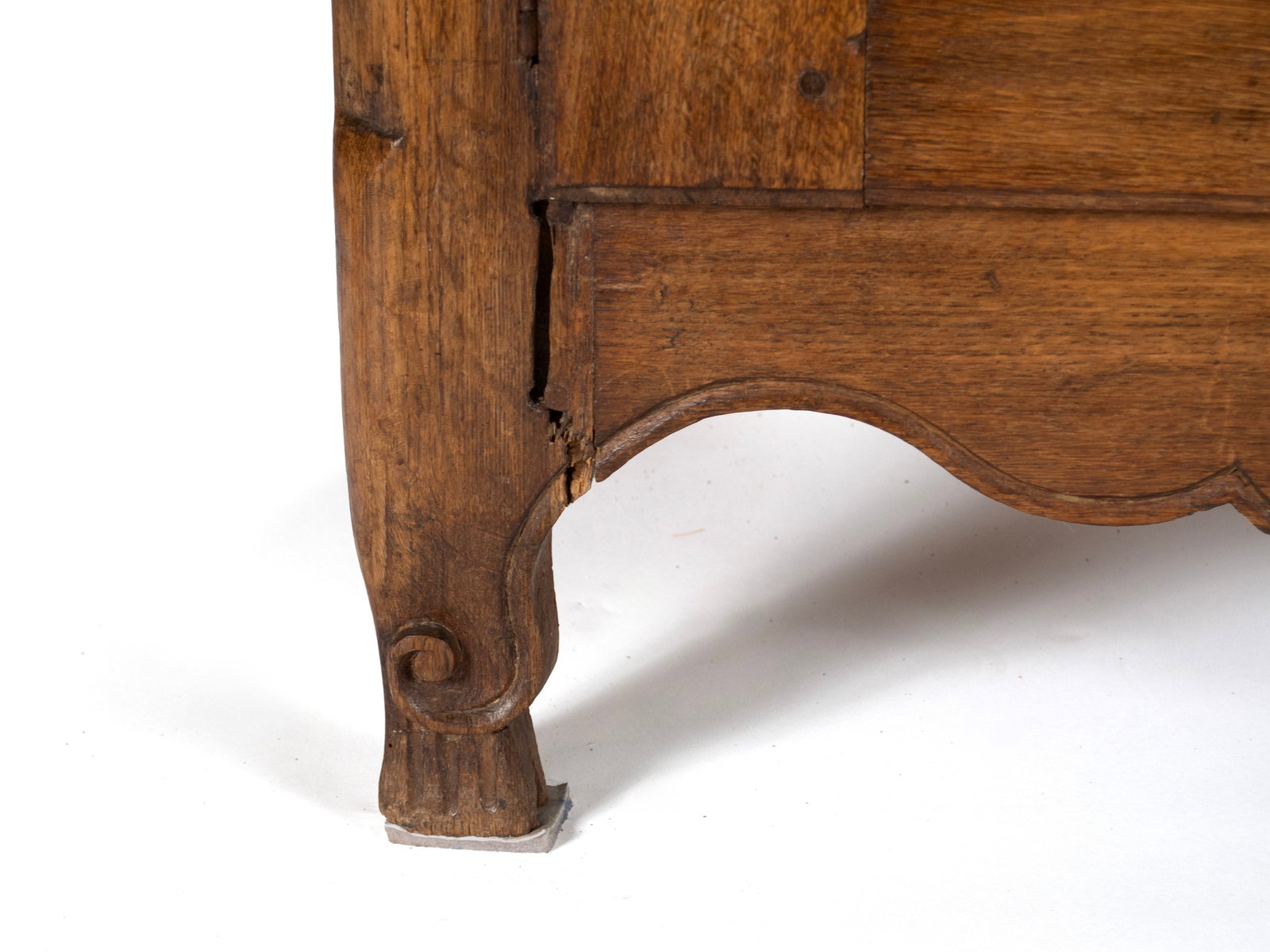 FRENCH PROVINCIAL BUFFET - 4