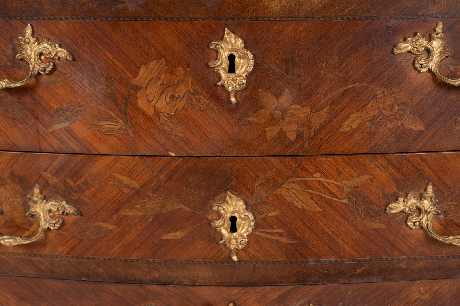 BOMBE MARBLE TOP COMMODE - 4