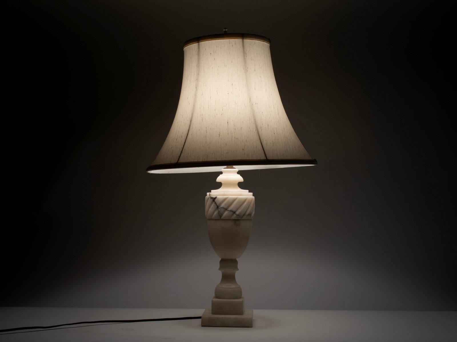 MARBLE TABLE LAMP - 7