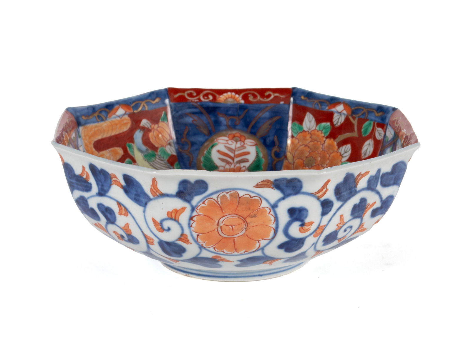 IMARI PORCELAIN BOWL: IMARI PORCELAIN BOWL Japanese, 20th century. Octagonal bowl with Imari decoration, unmarked. 3 1/2 x 9 in. (8.9 x 22.9 cm.)
