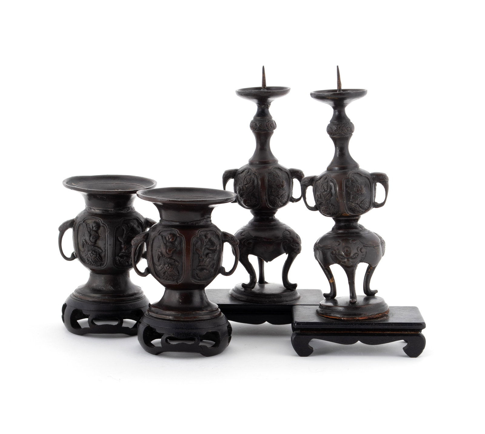 JAPANESE BRONZE BUDDHIST ALTAR GARNITURE GROUP (1 of 9)