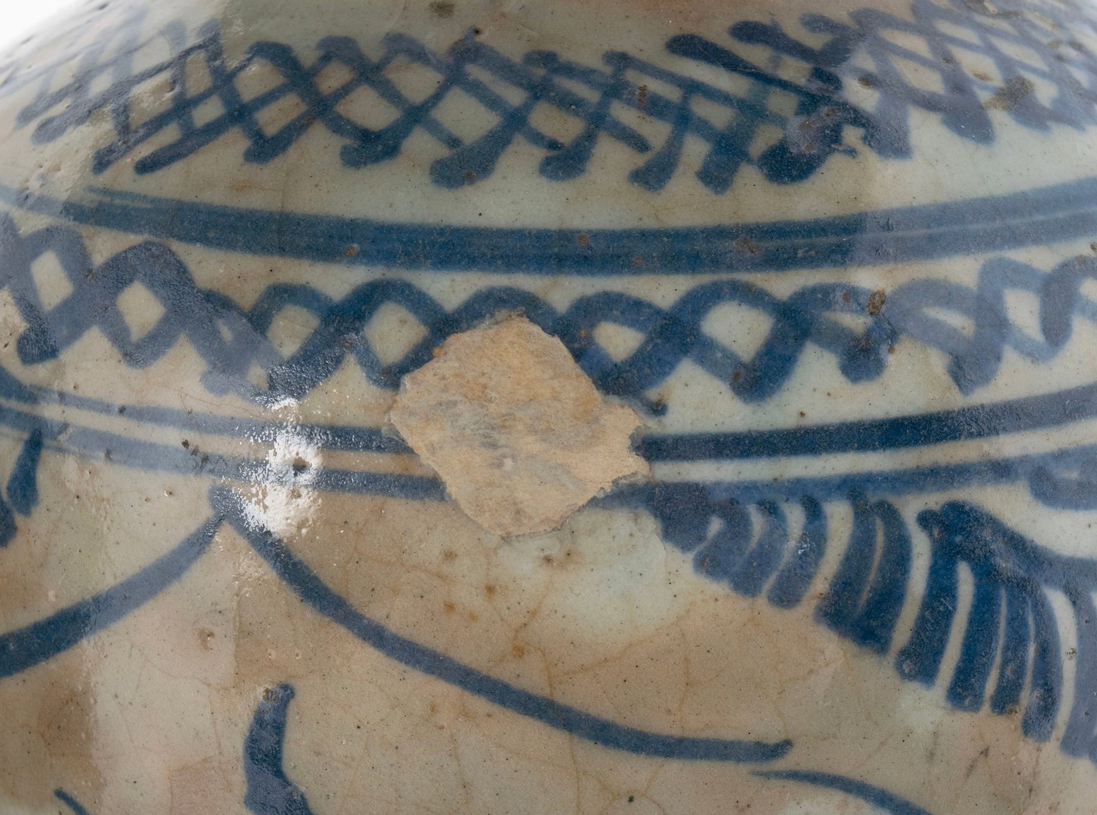 TWO PERSIAN SAFAVID JARS - 8