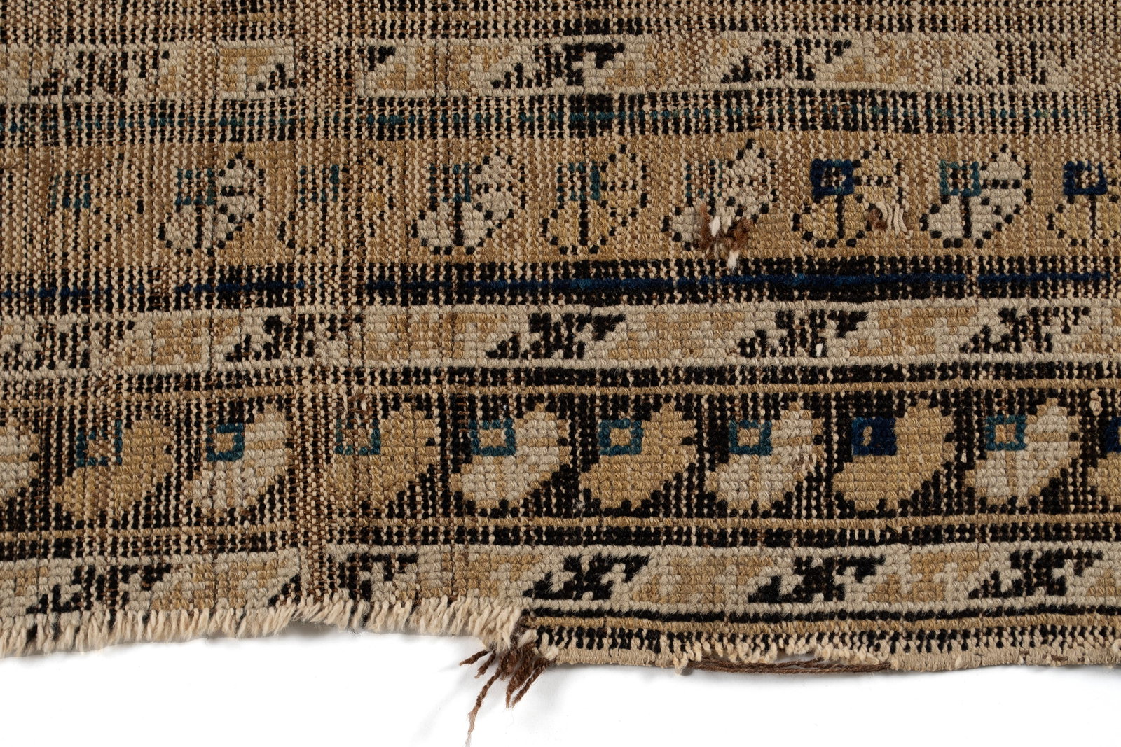 PERSIAN THROW RUG - 3