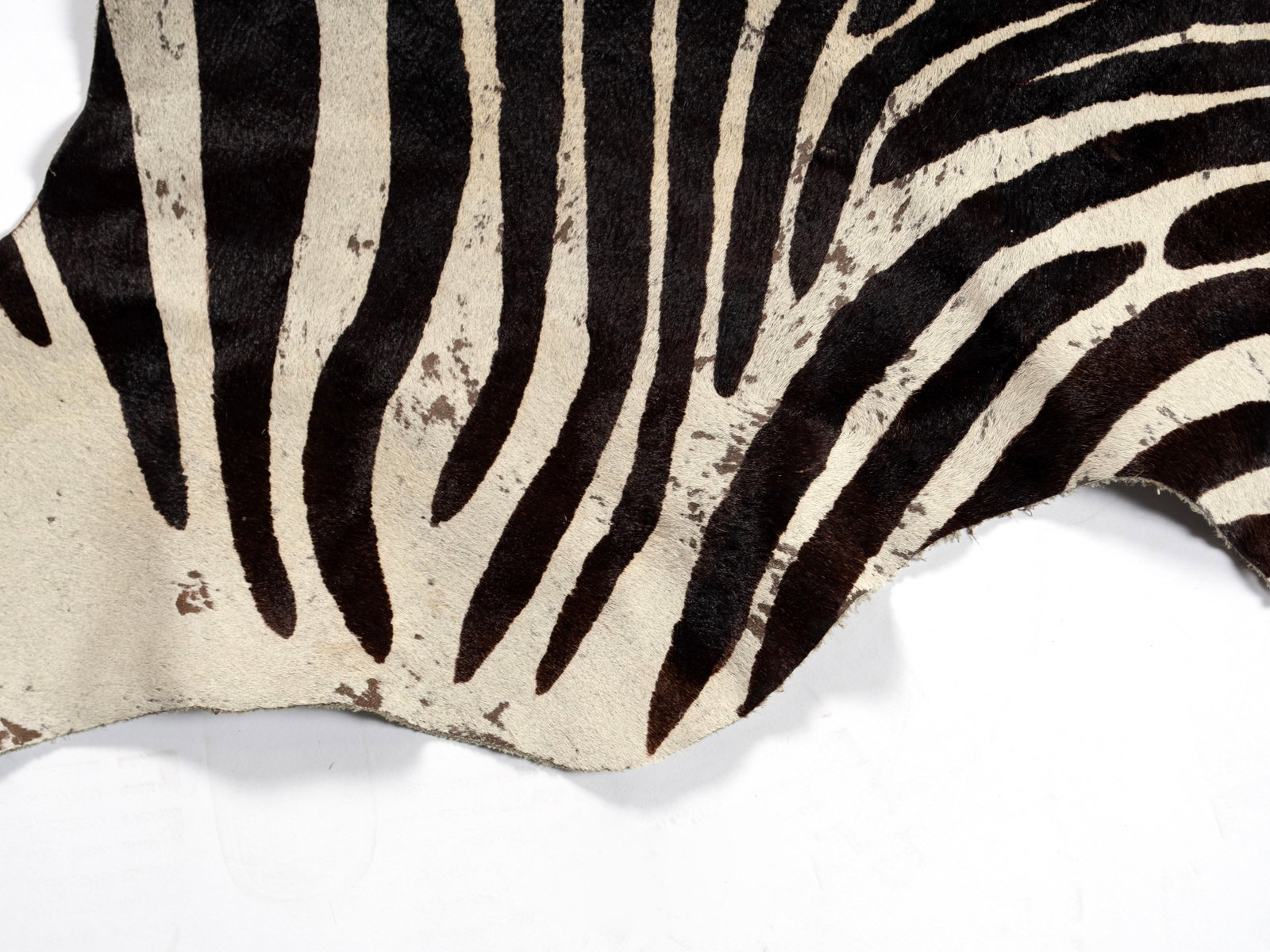 ZEBRA PATTERN HIDE RUG - 5