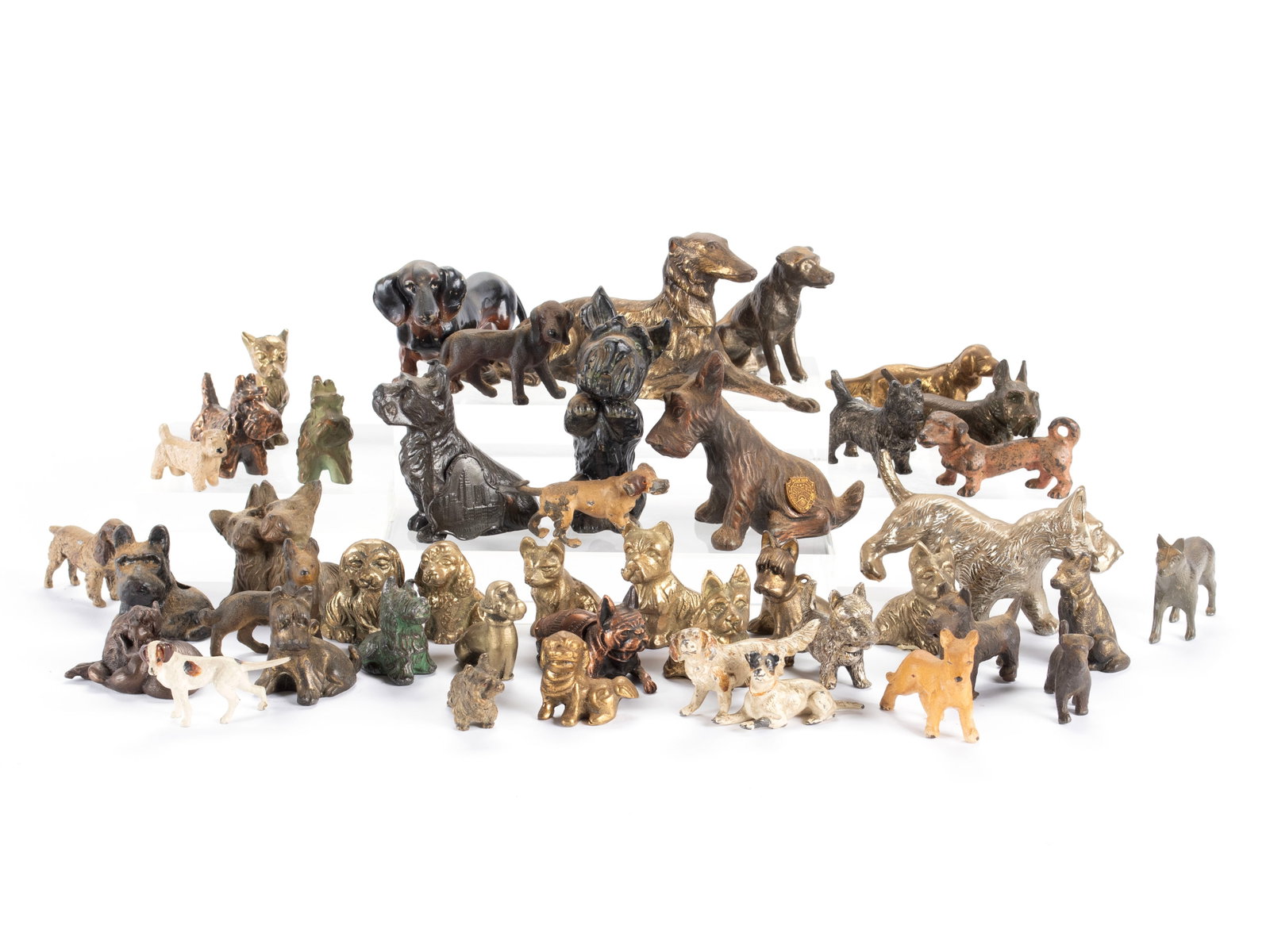 COLLECTION OF SMALL METAL DOGS (1 of 9)
