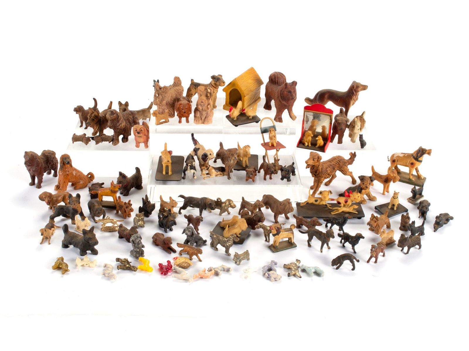 LARGE COLLECTION OF DIMINUTIVE DOG FIGURINES (1 of 7)