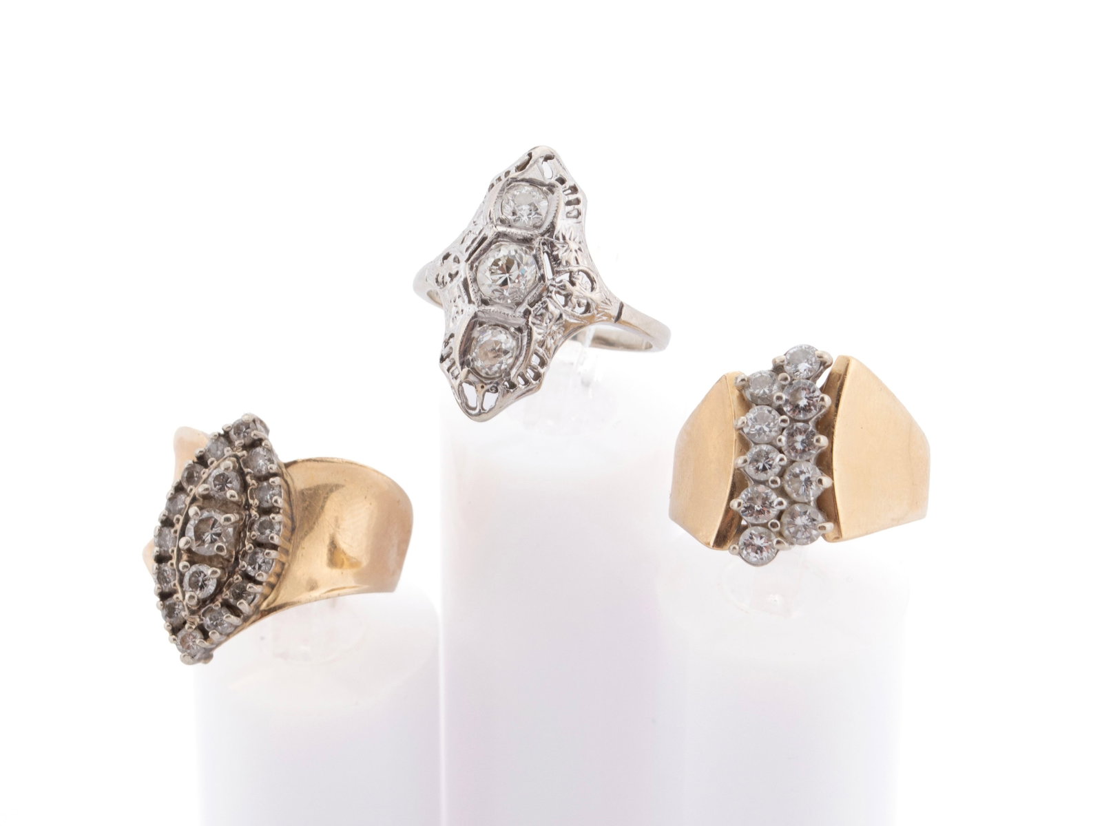 THREE VINTAGE GOLD & DIAMOND RINGS (1 of 7)