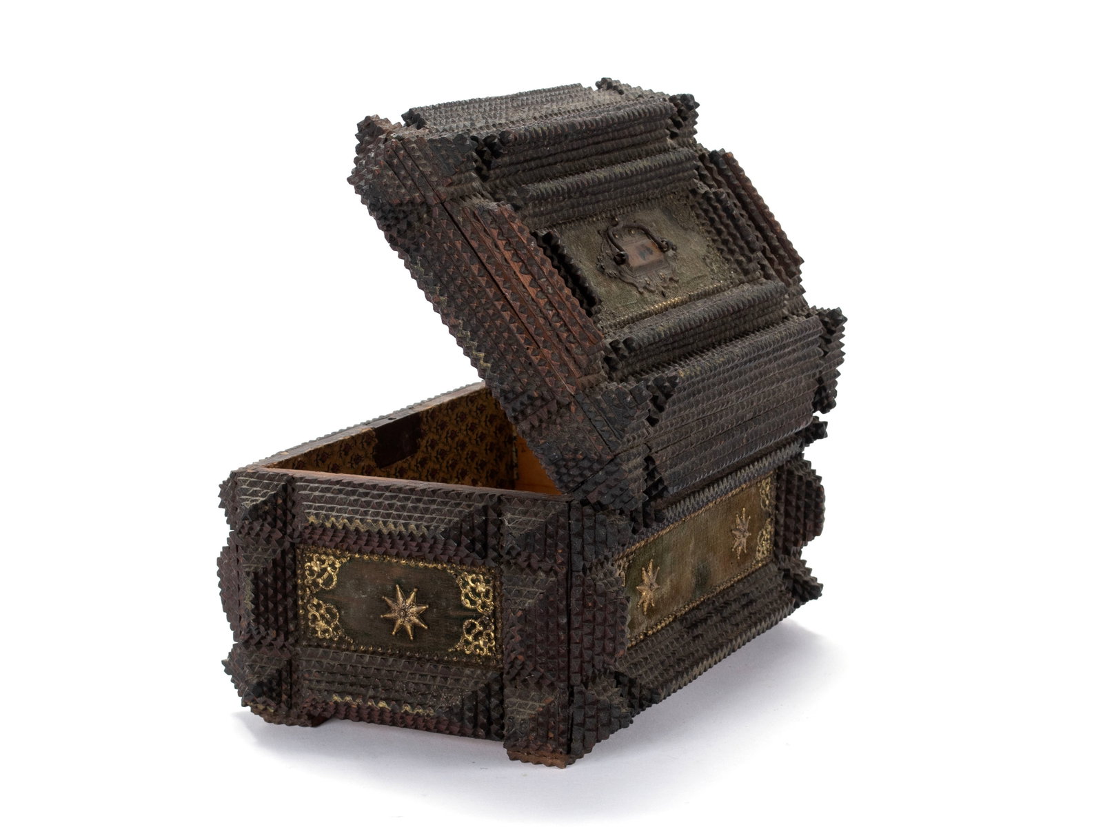 TRAMP ART BOX - 6