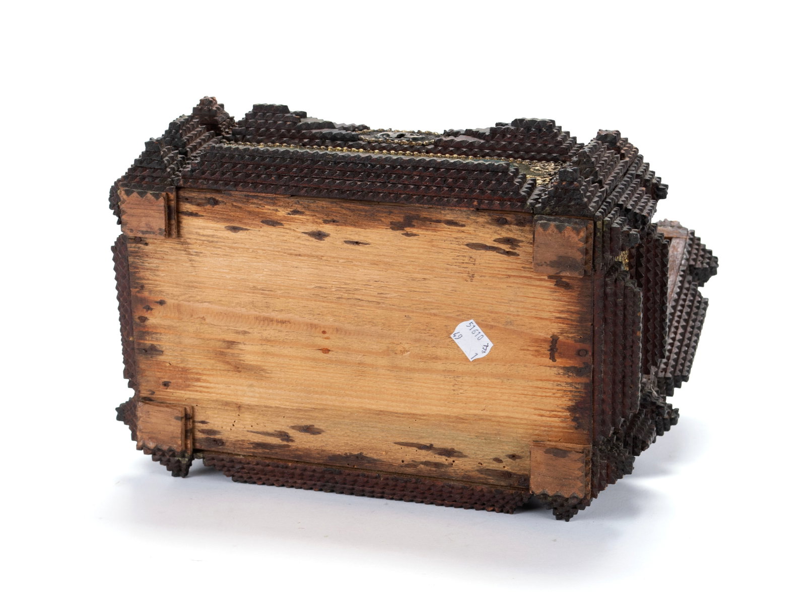 TRAMP ART BOX - 8
