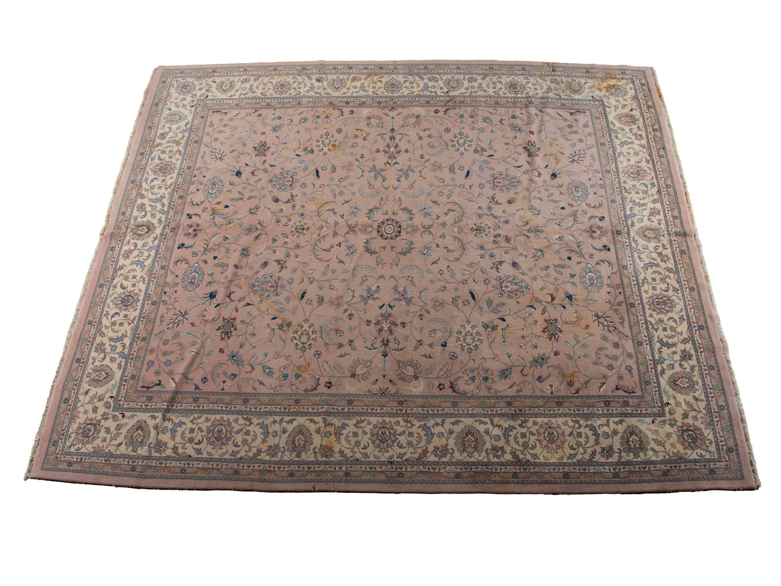 KASHAN ROOM RUG: KASHAN ROOM RUG Indian, 20th century. Sparse foliate vines cover the mauve field, ivory border with multiple guard borders. 15 ft. 5 in. x 12 ft. 2 in. (469.9 x 370.8 cm.)