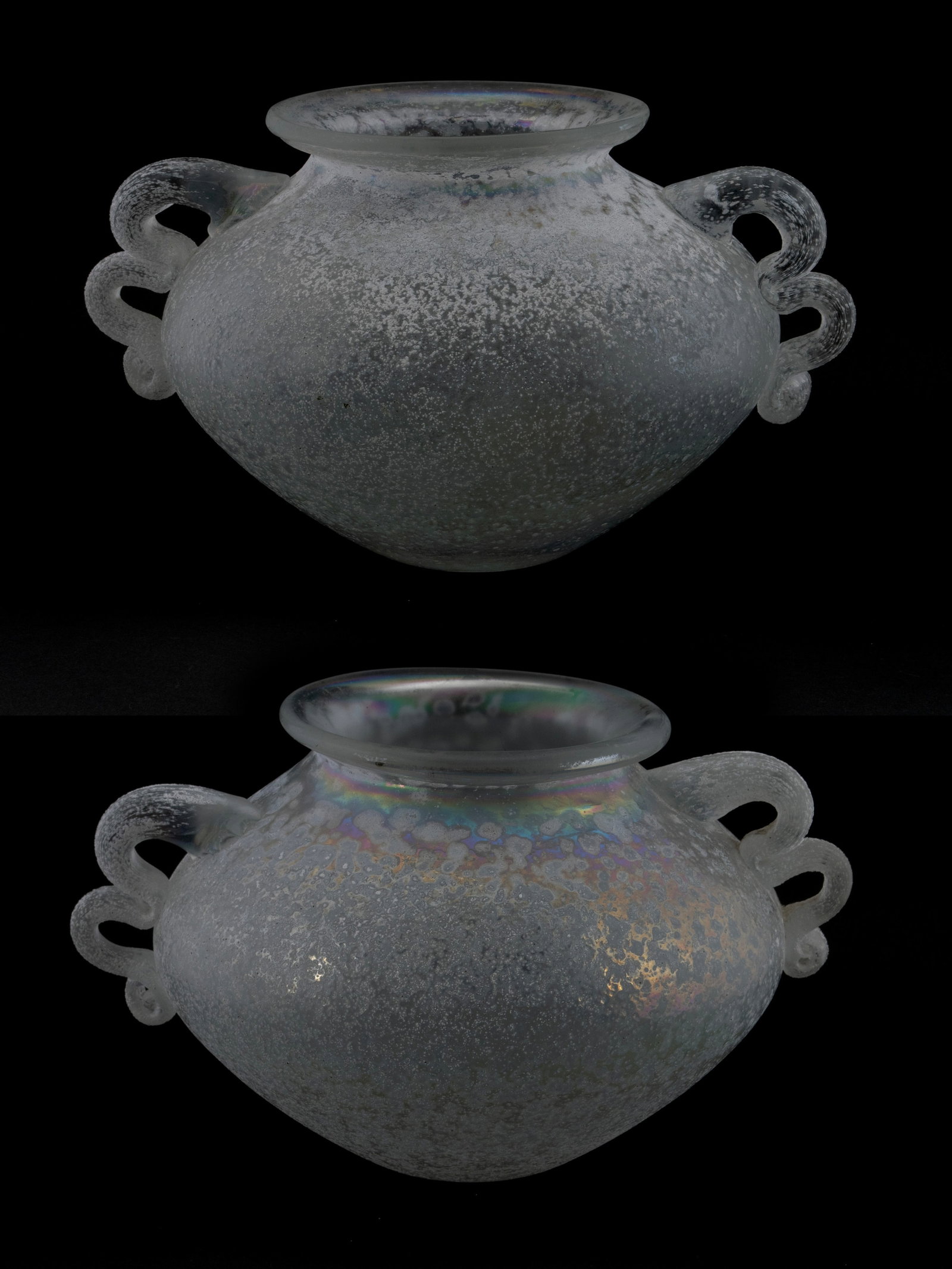 PAIR OF SEGUSO GLASS VASES: PAIR OF SEGUSO GLASS VASES Italian, 20th century. Salvo corroso finish with double-loop ribbon handles. 5 3/4 x 9 3/4 x 8 in. (14.6 x 24.8 x 20.3 cm.)