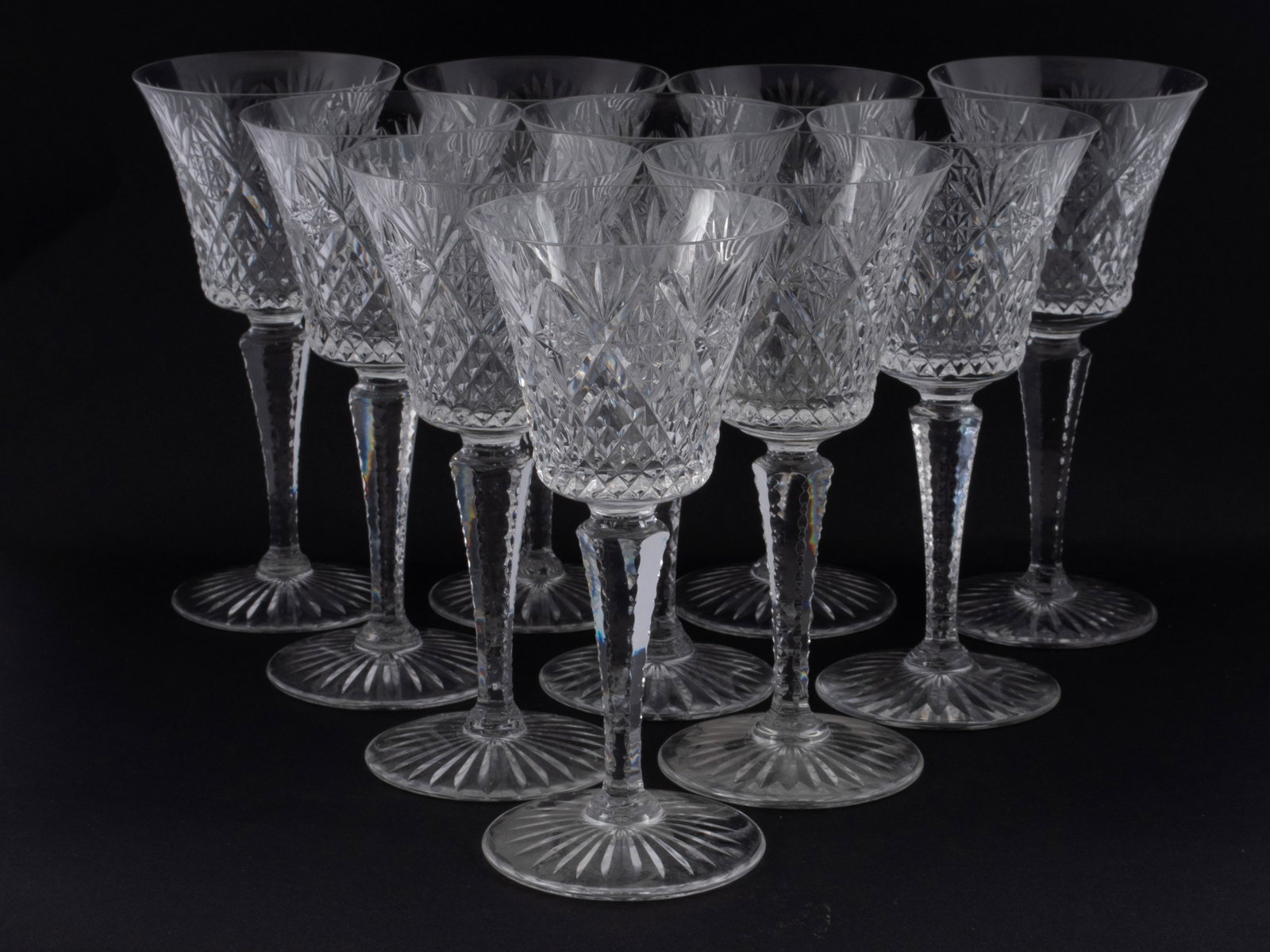 ST. LOUIS 'MUSSETTE' PATTERN STEMWARE - 4